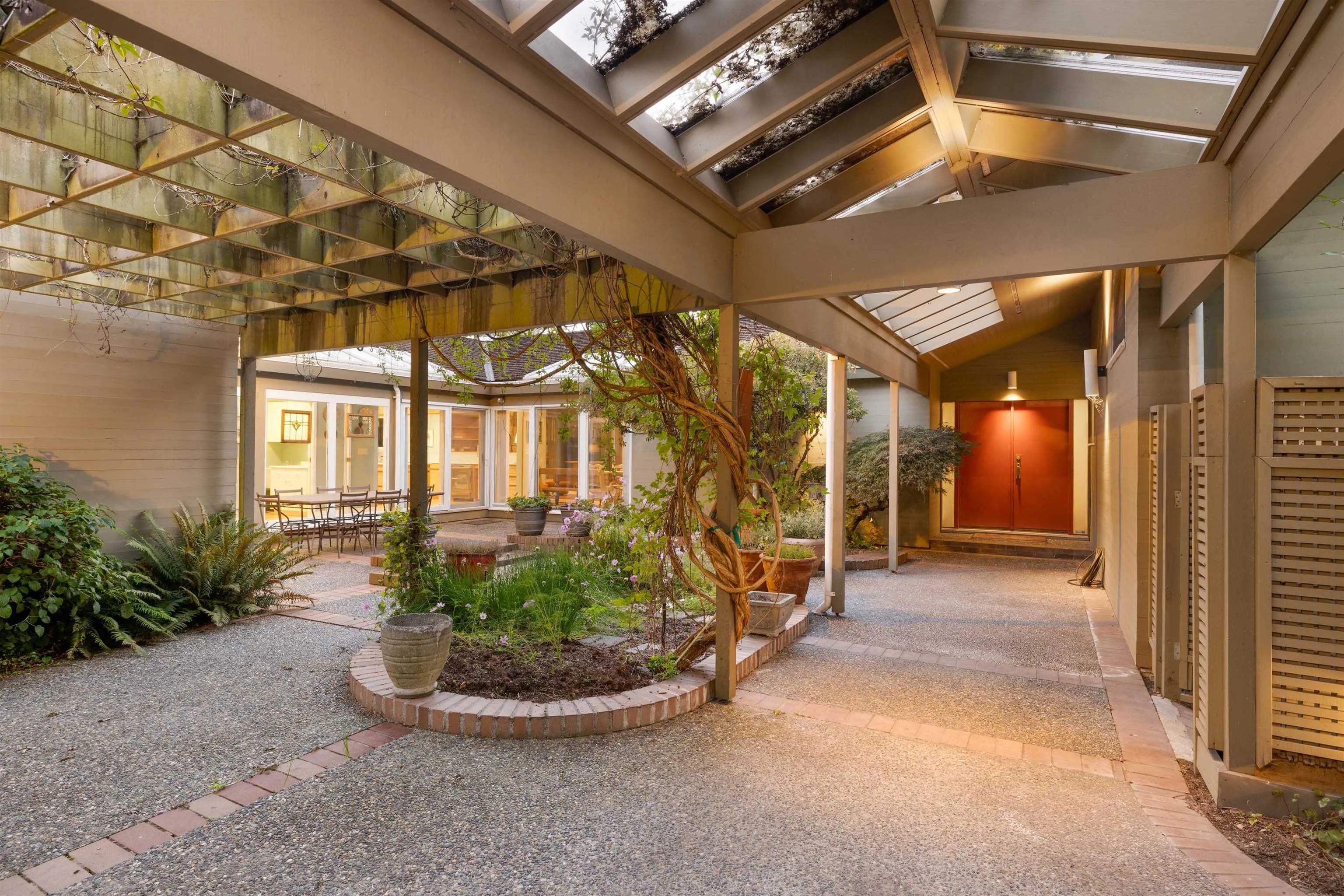 535 English Bluff Road
