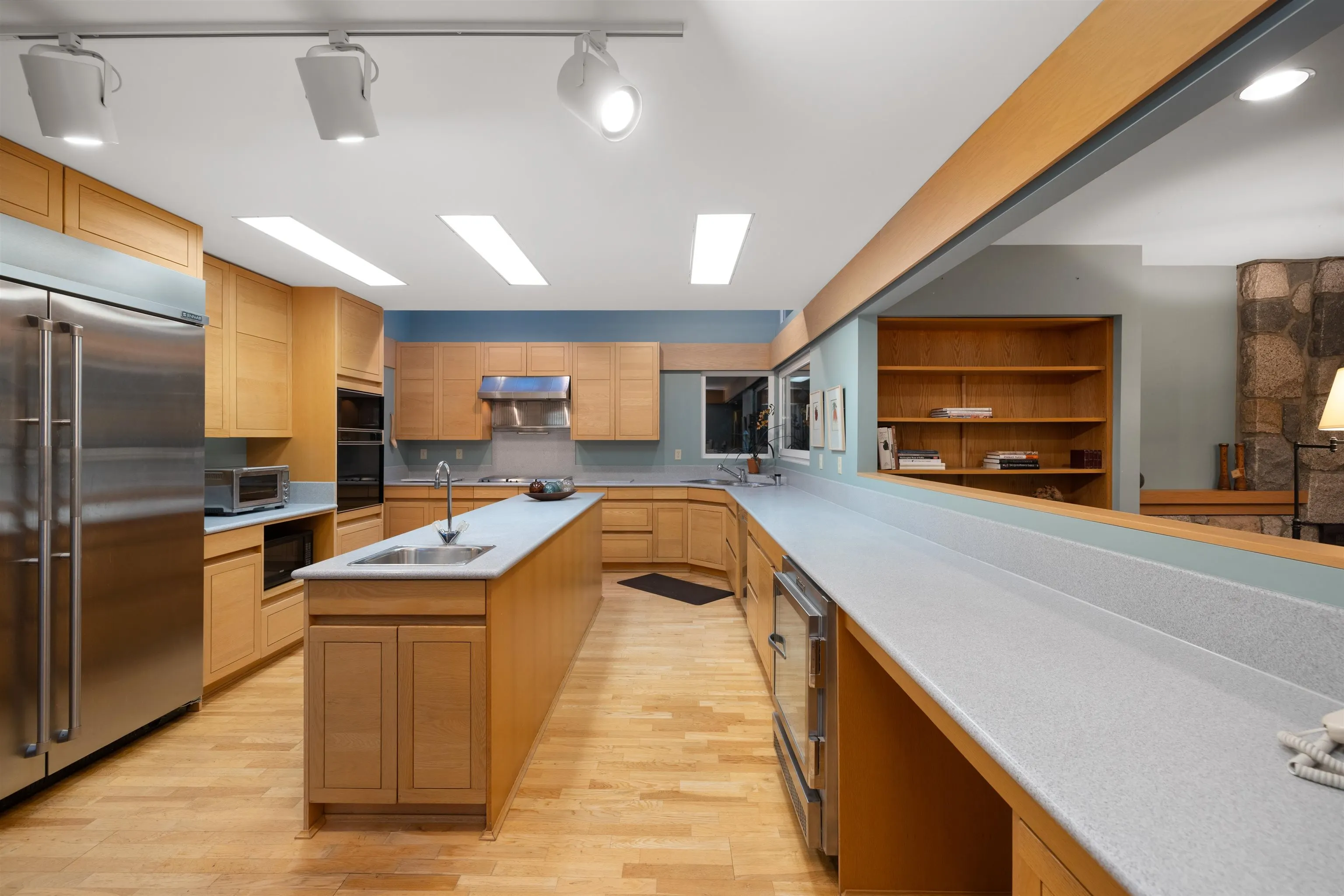 535 English Bluff Road