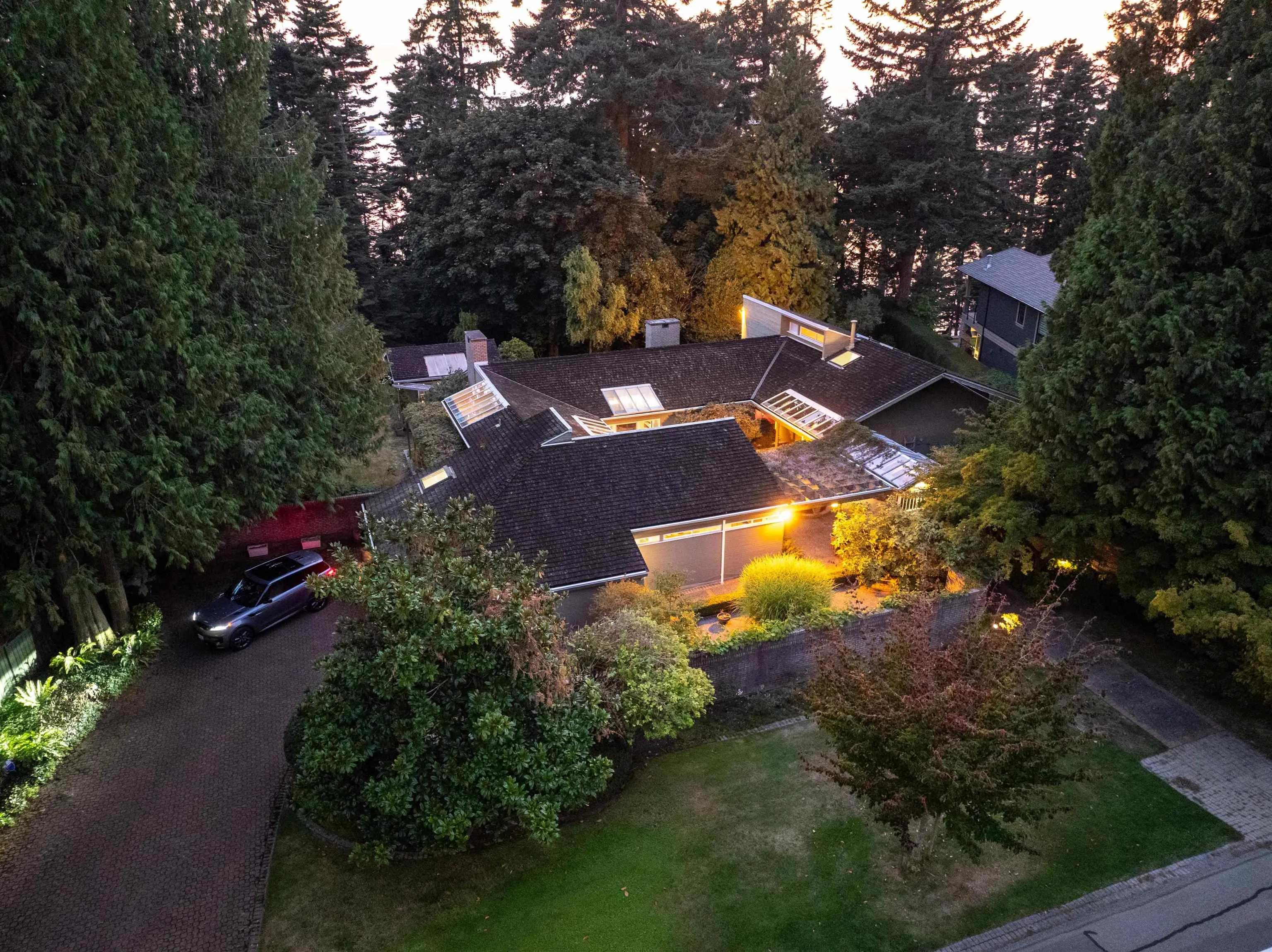 535 English Bluff Road