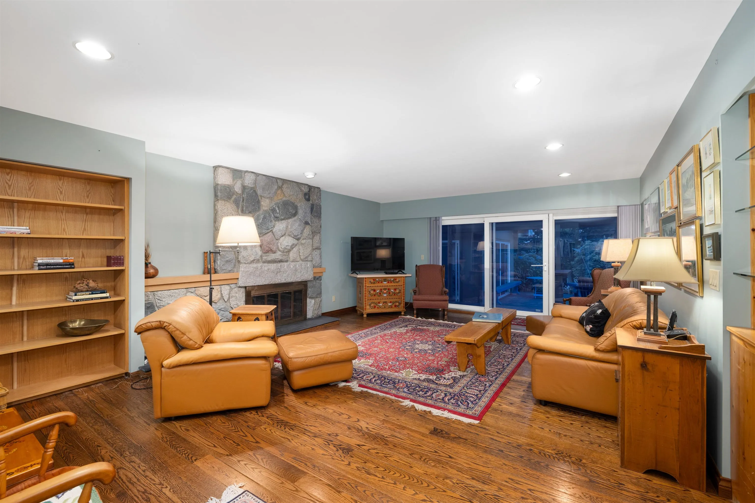 535 English Bluff Road