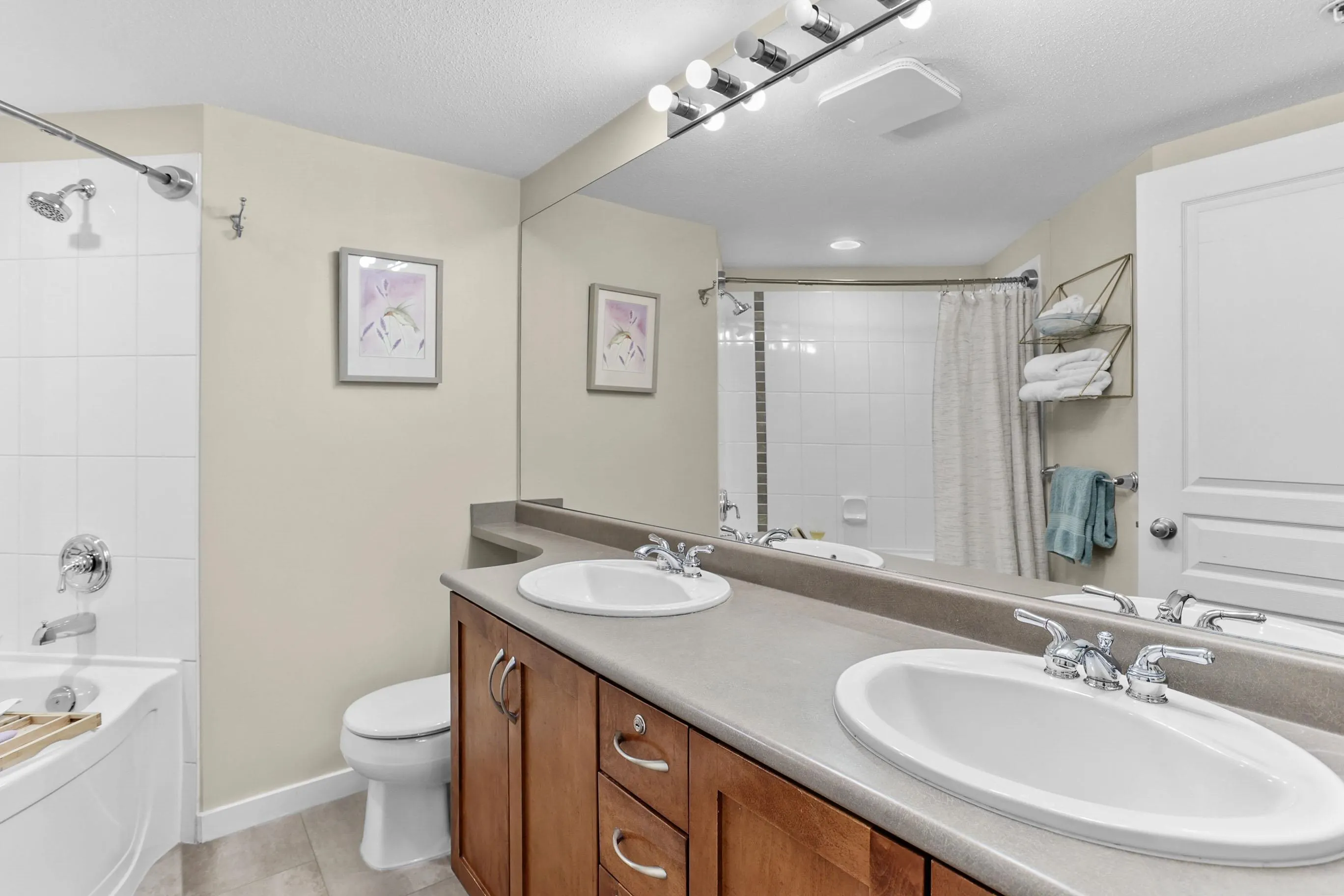 205 2958 Whisper Way