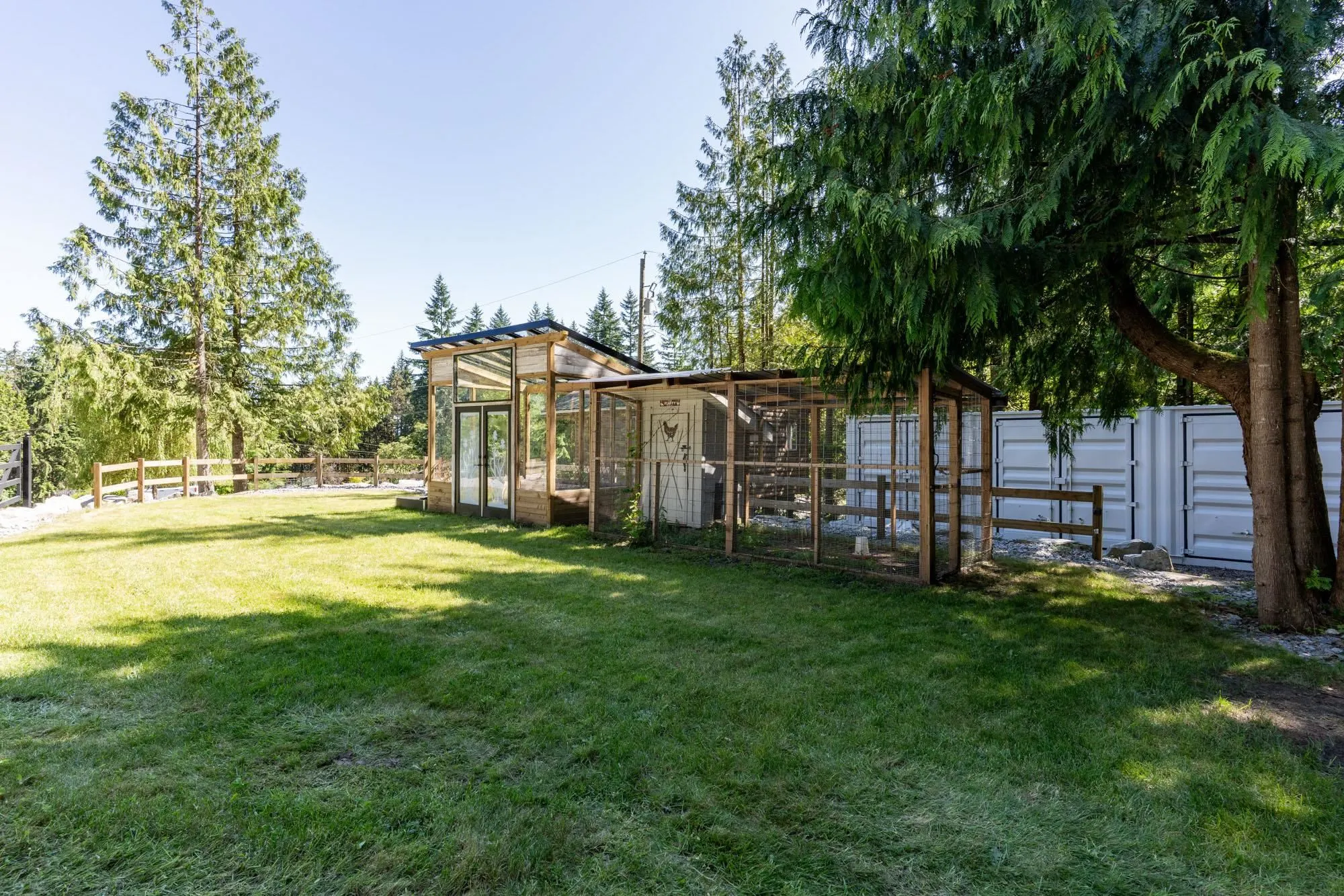 27561 Sayers Crescent