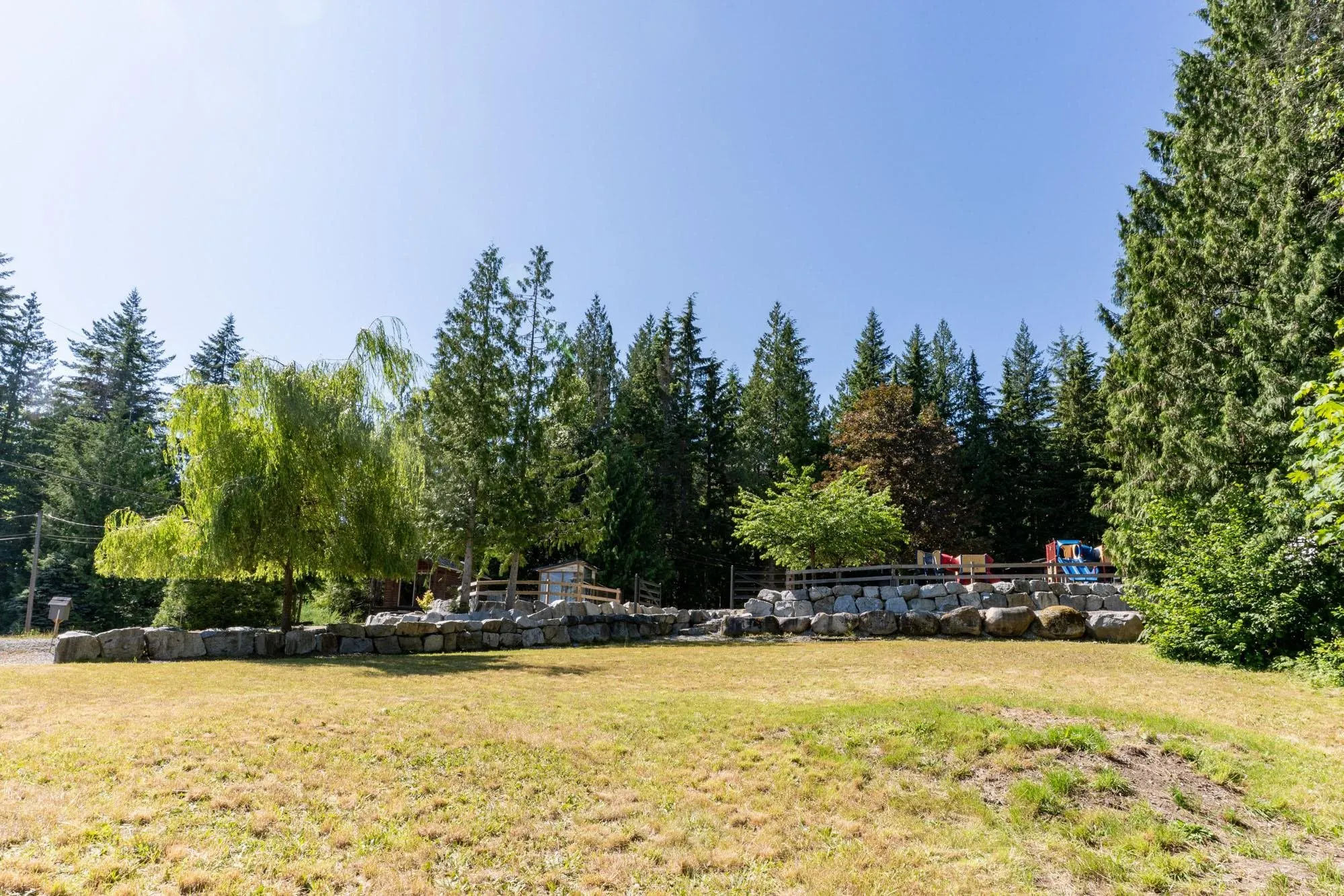 27561 Sayers Crescent