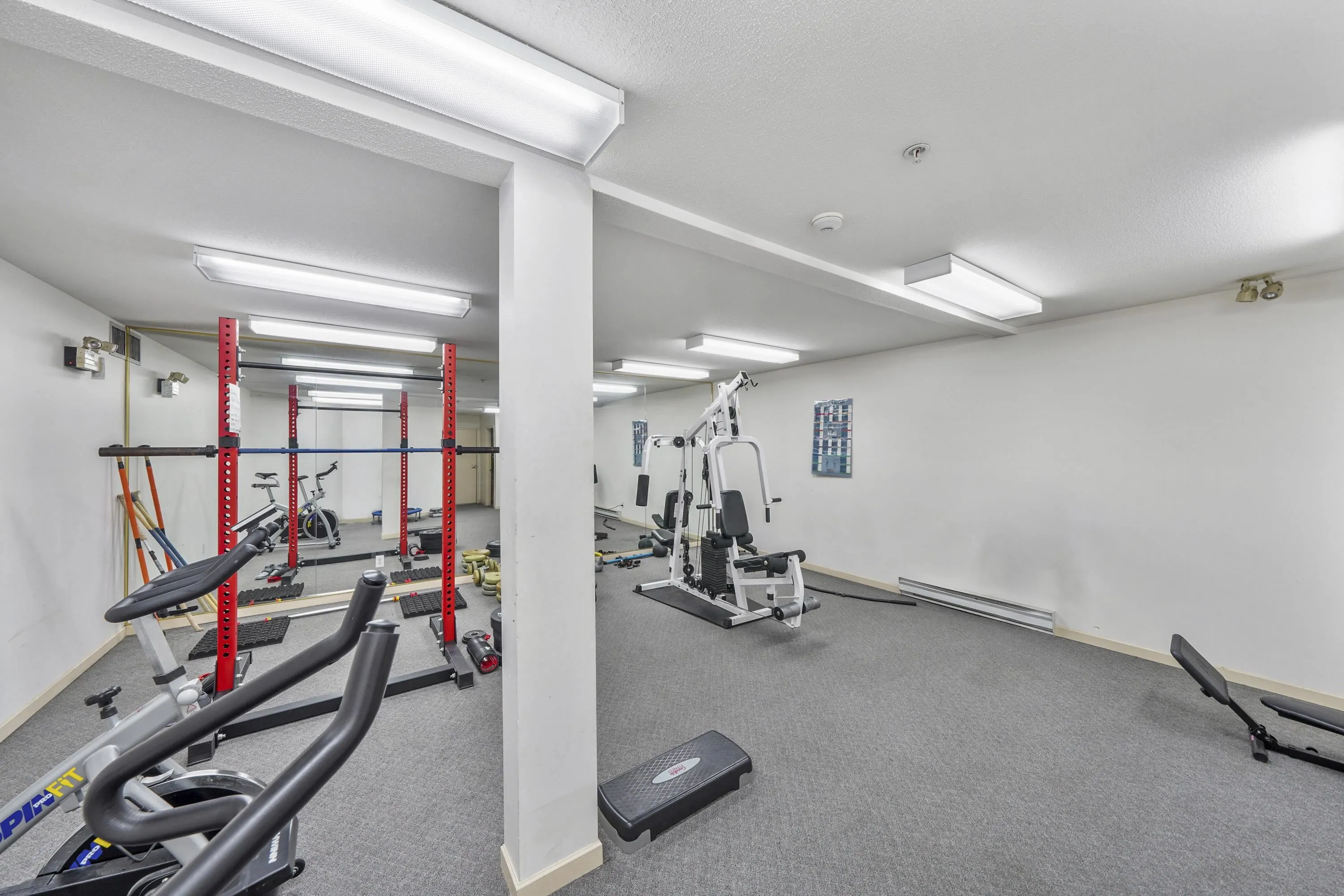 405 2615 Jane Street