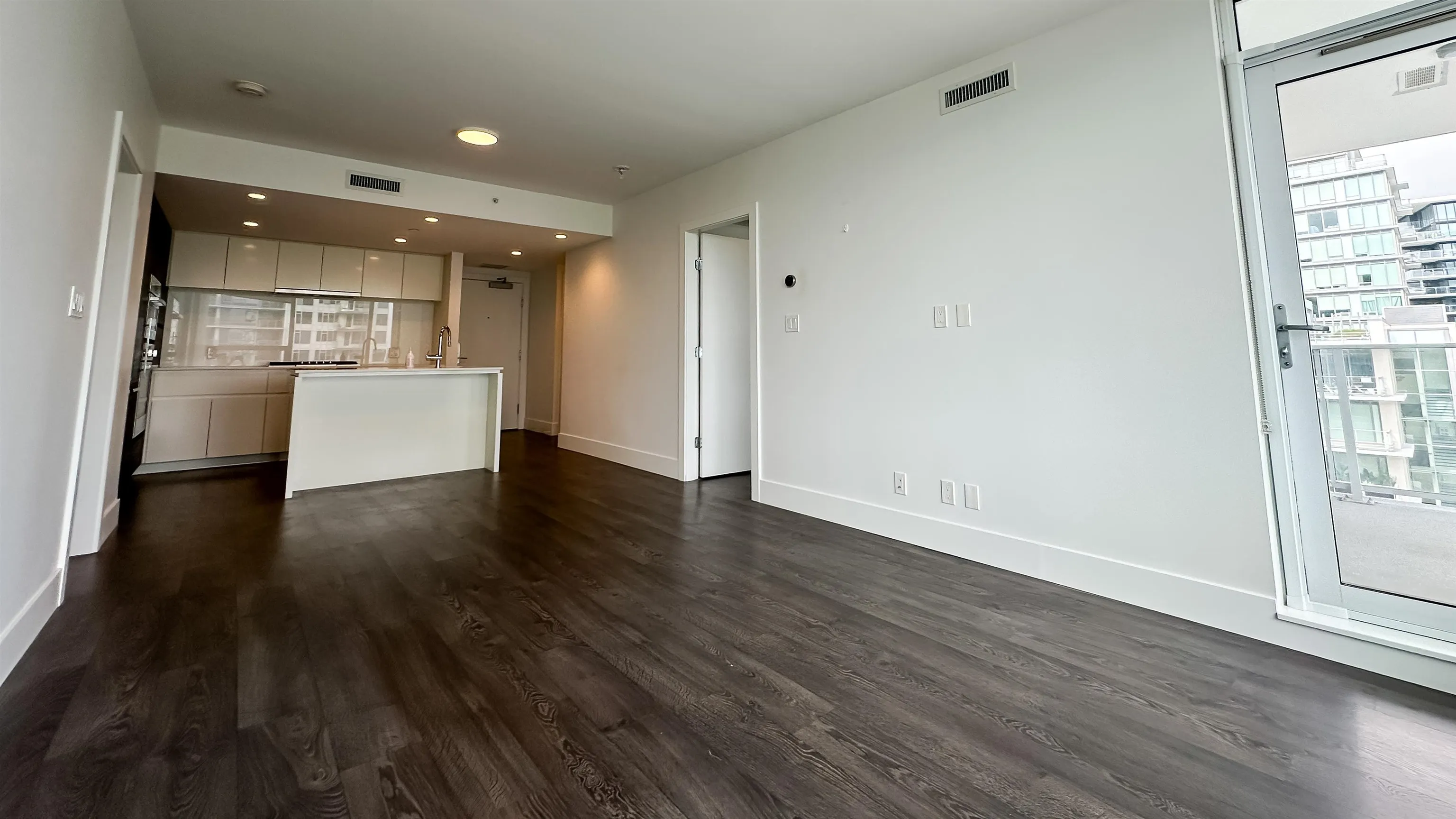 709 6900 Pearson Way