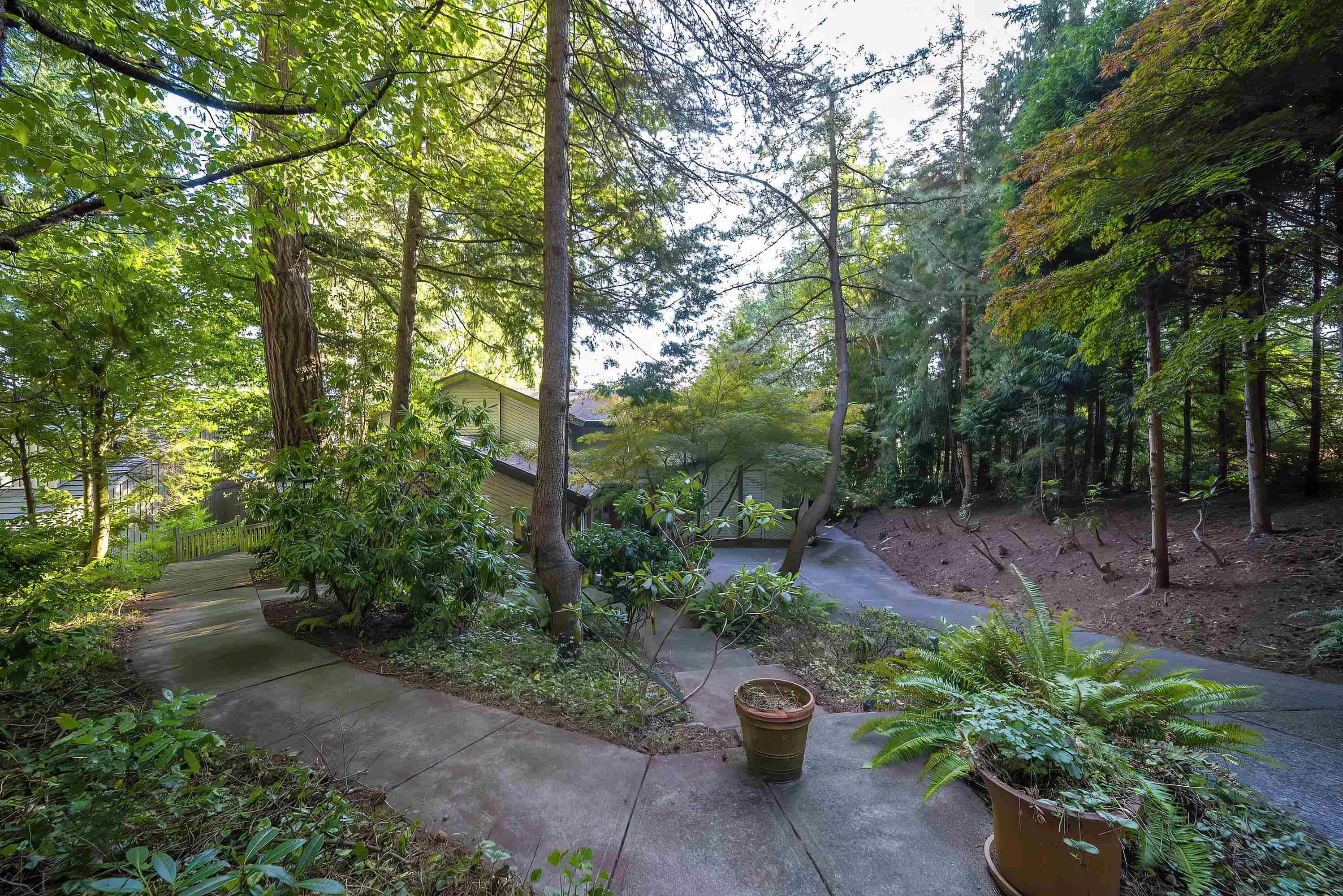 5242 Station Road