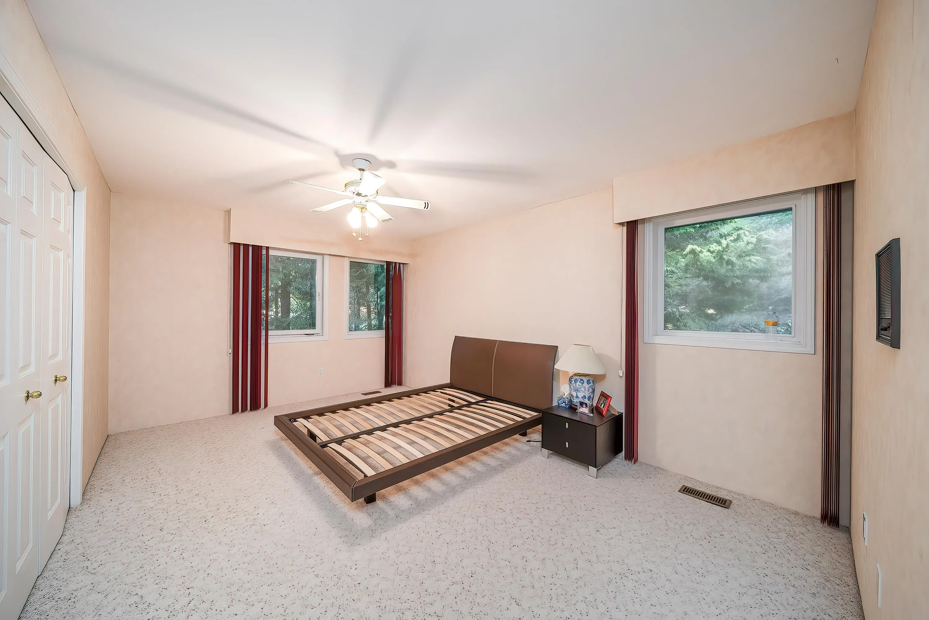 5242 Station Road