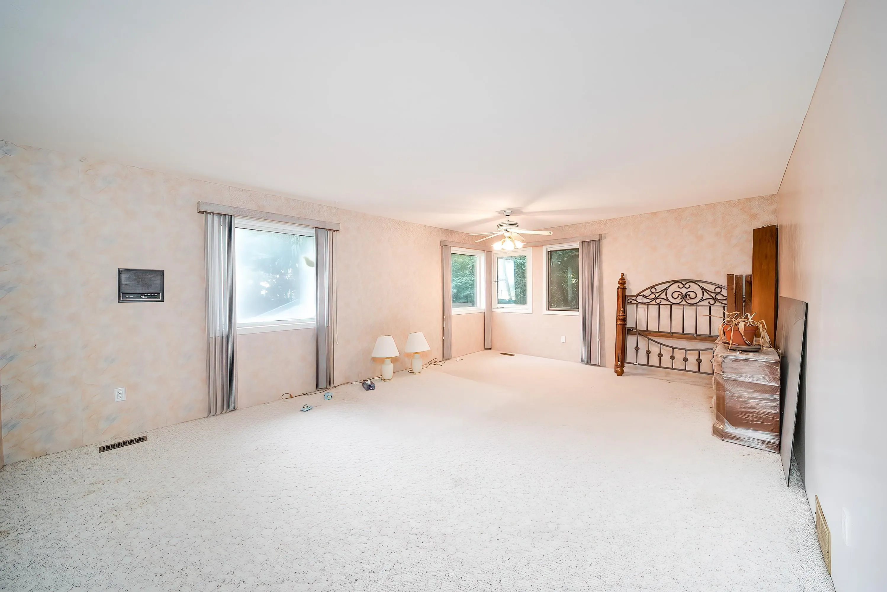 5242 Station Road