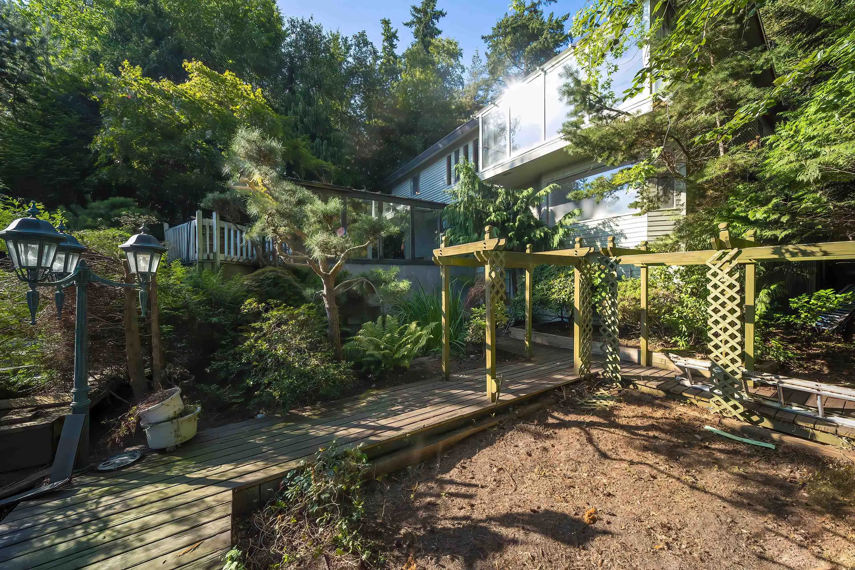 5242 Station Road