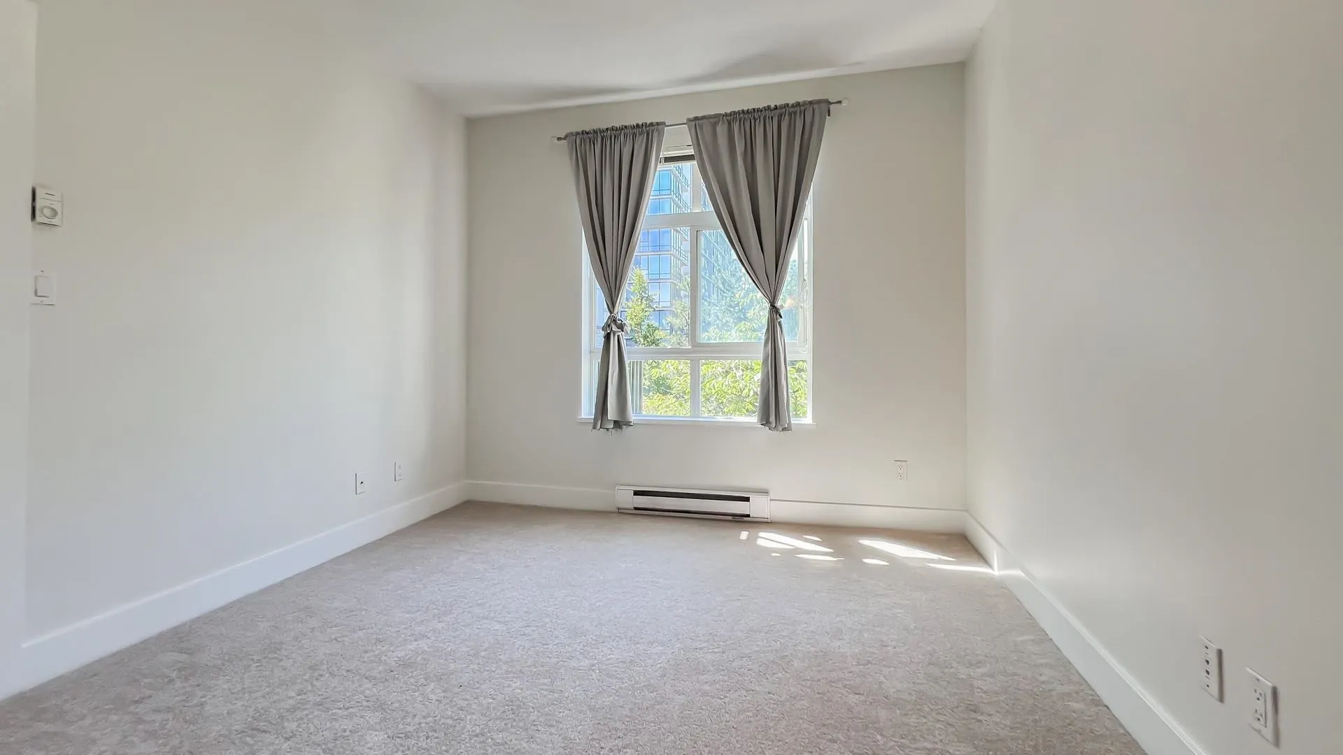 327 6033 Katsura Street