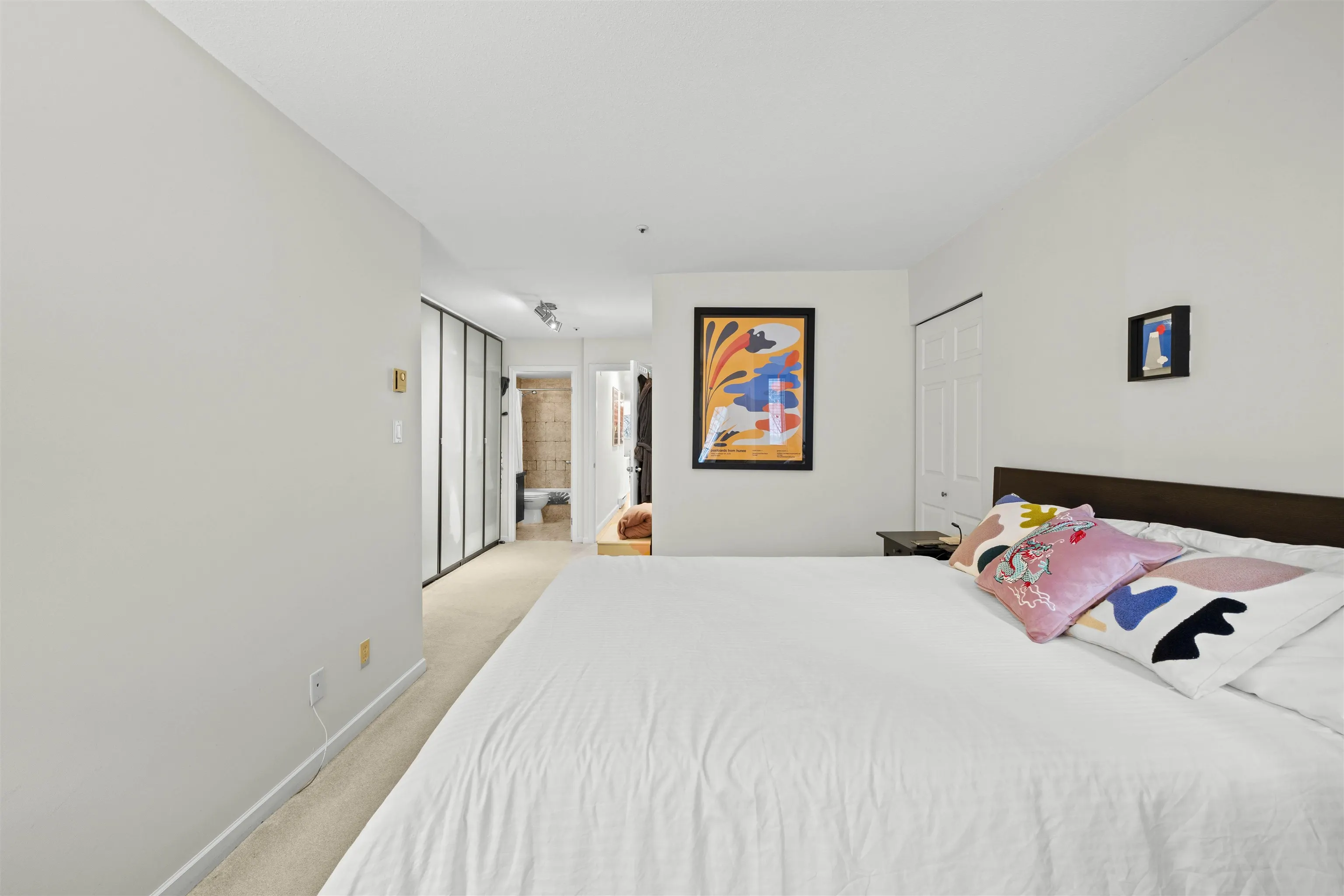 1868 W 8th Avenue