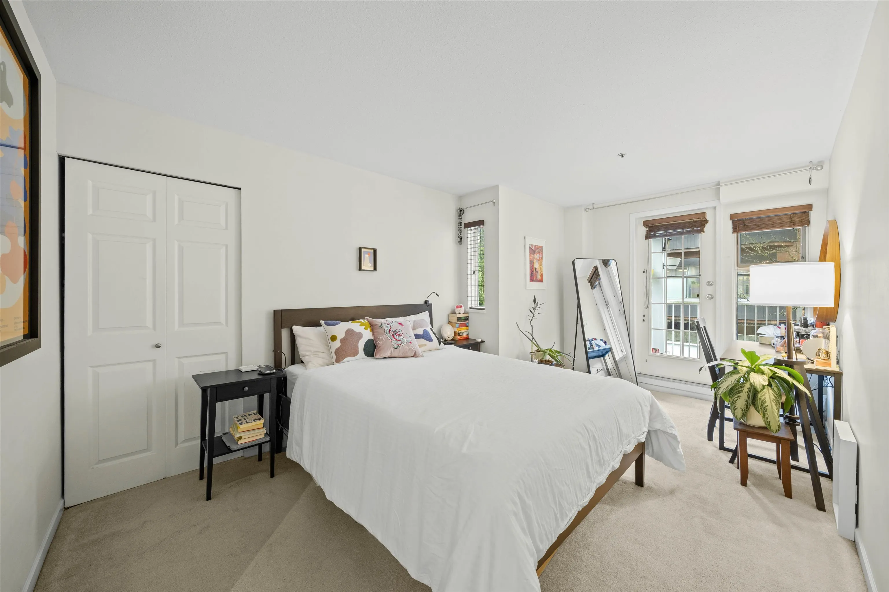1868 W 8th Avenue