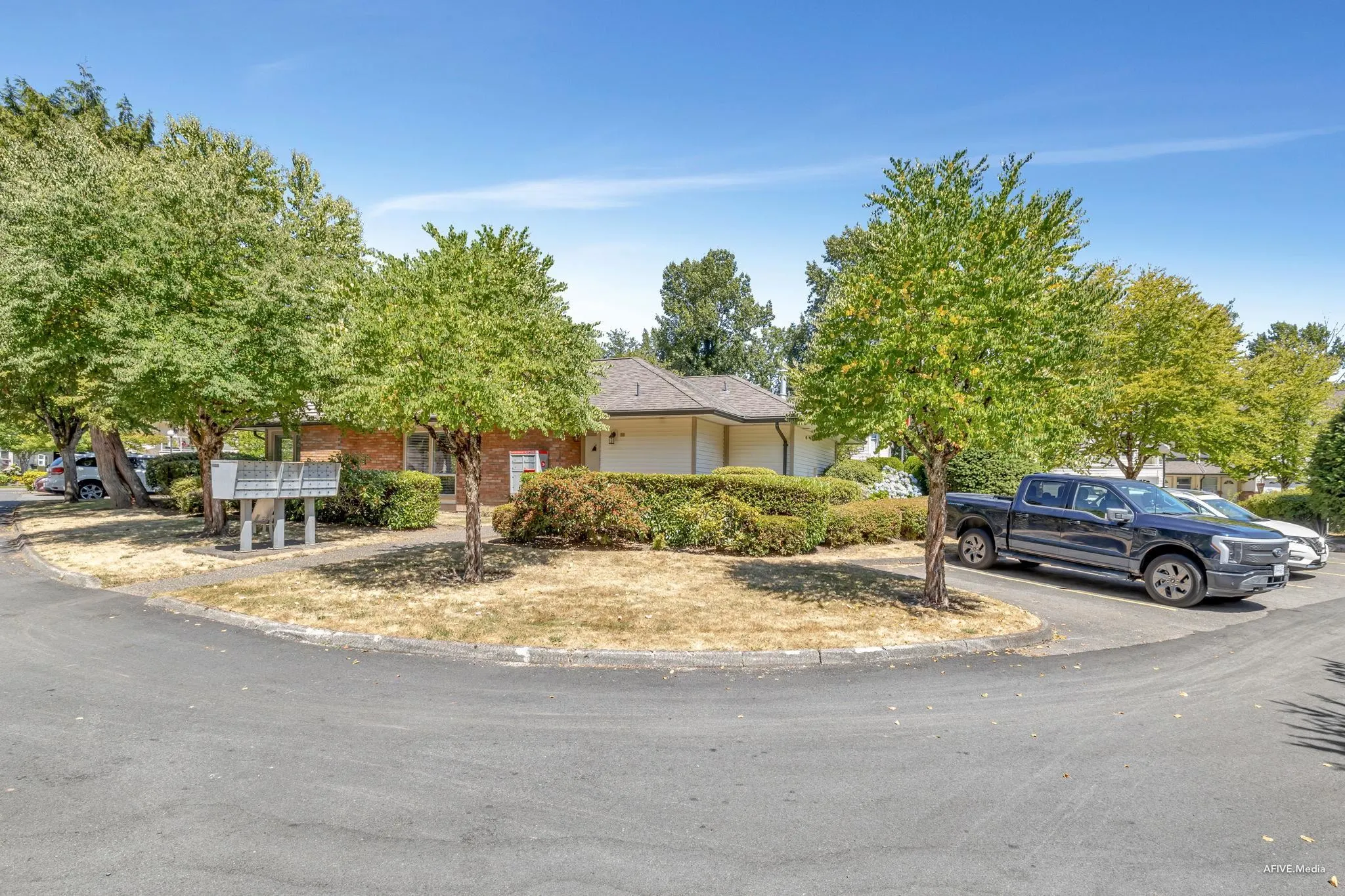 120 6841 138 Street