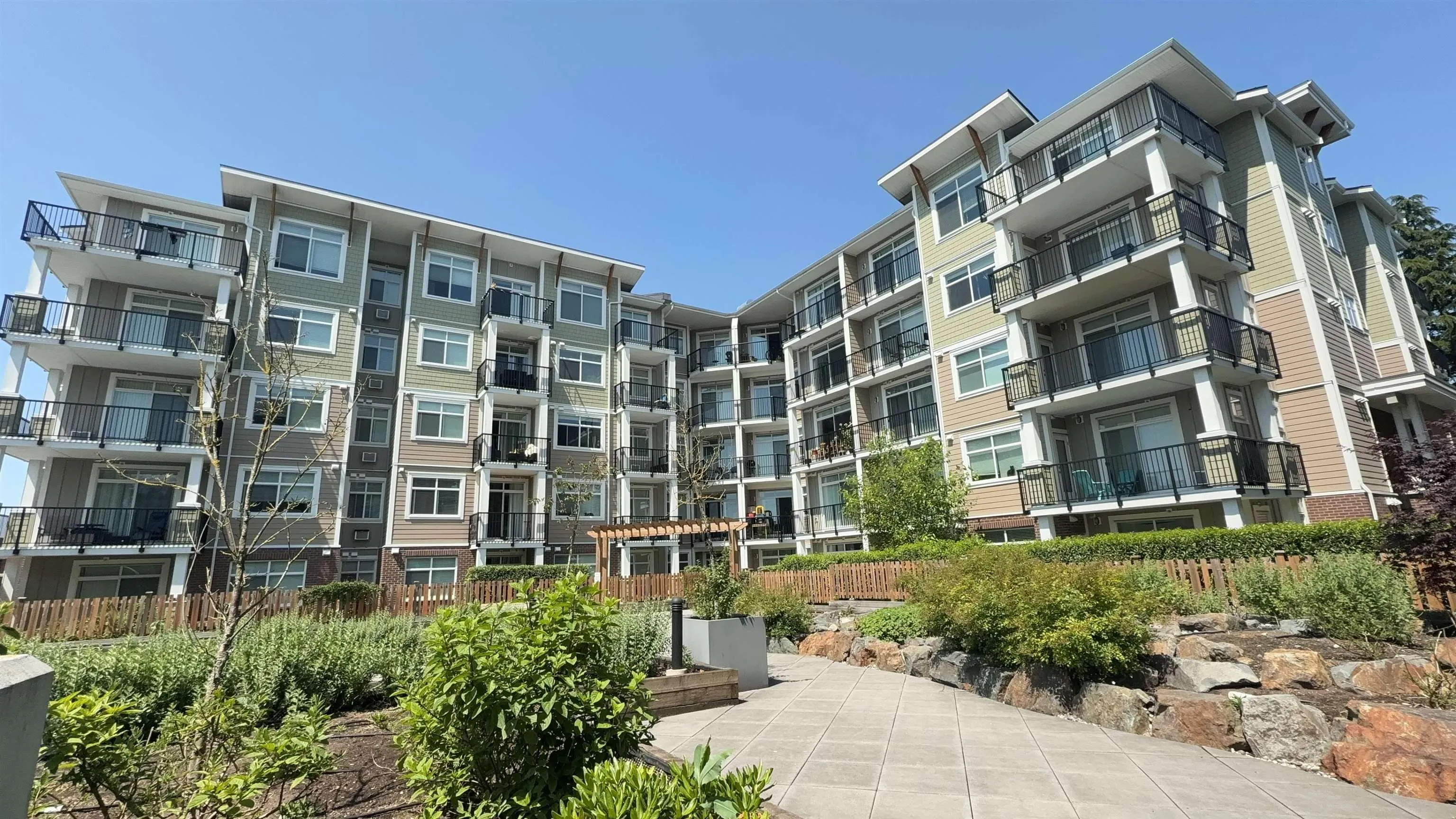 507 20686 Eastleigh Crescent