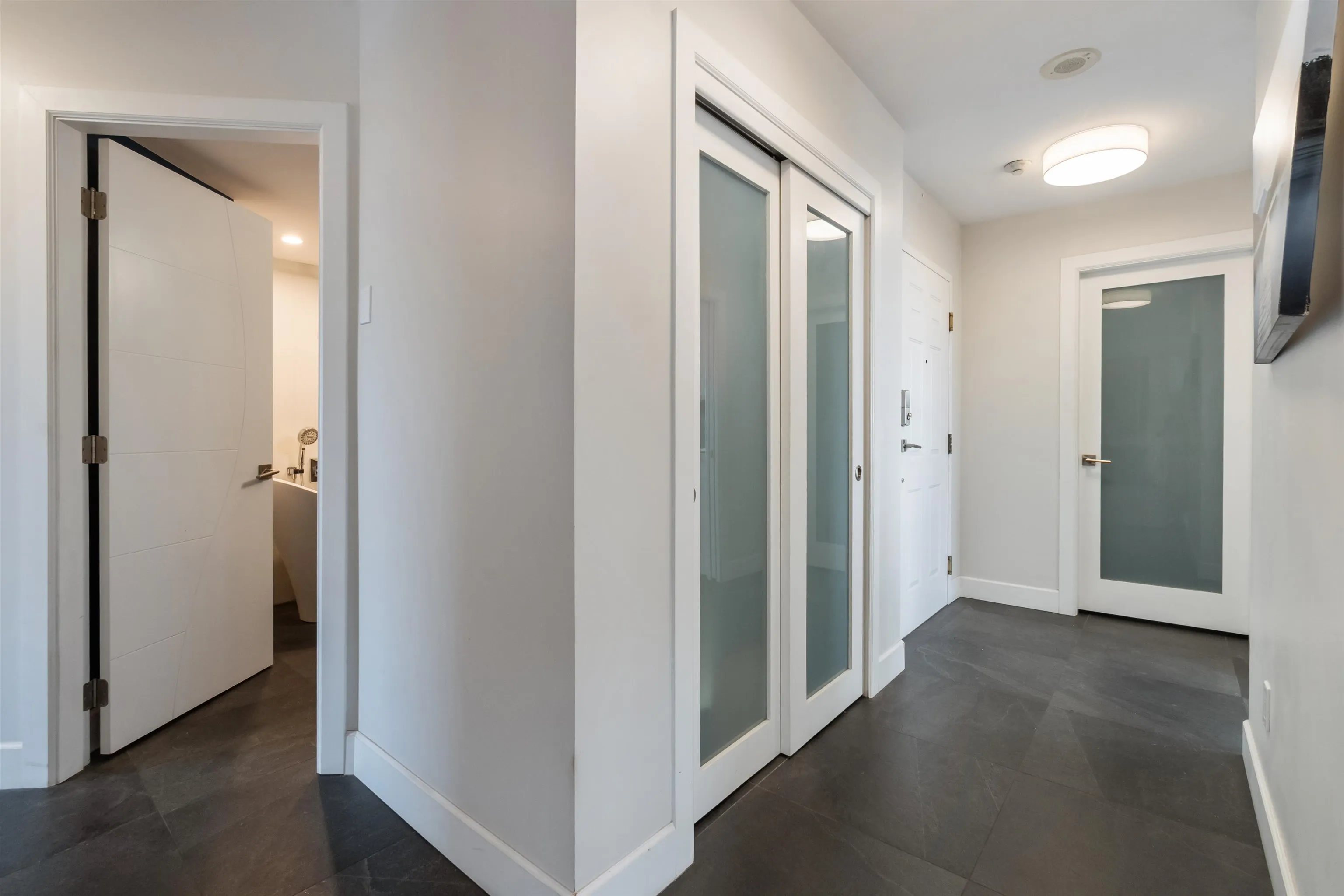 1104 38 Leopold Place