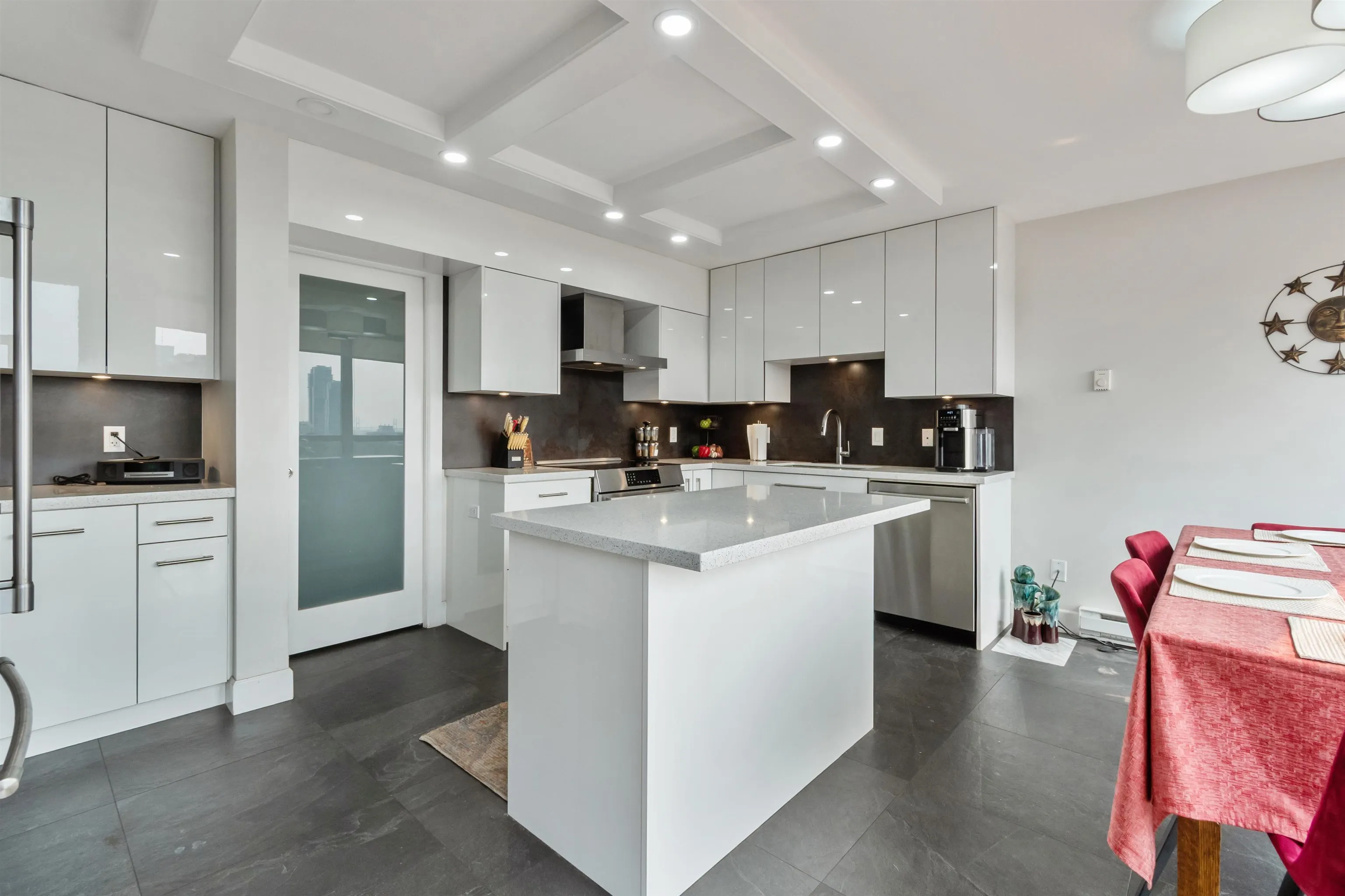 1104 38 Leopold Place