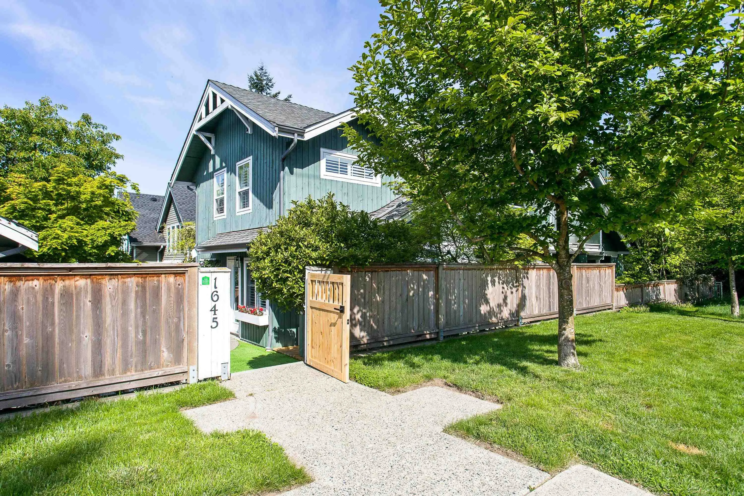 1645 St. Andrews Avenue