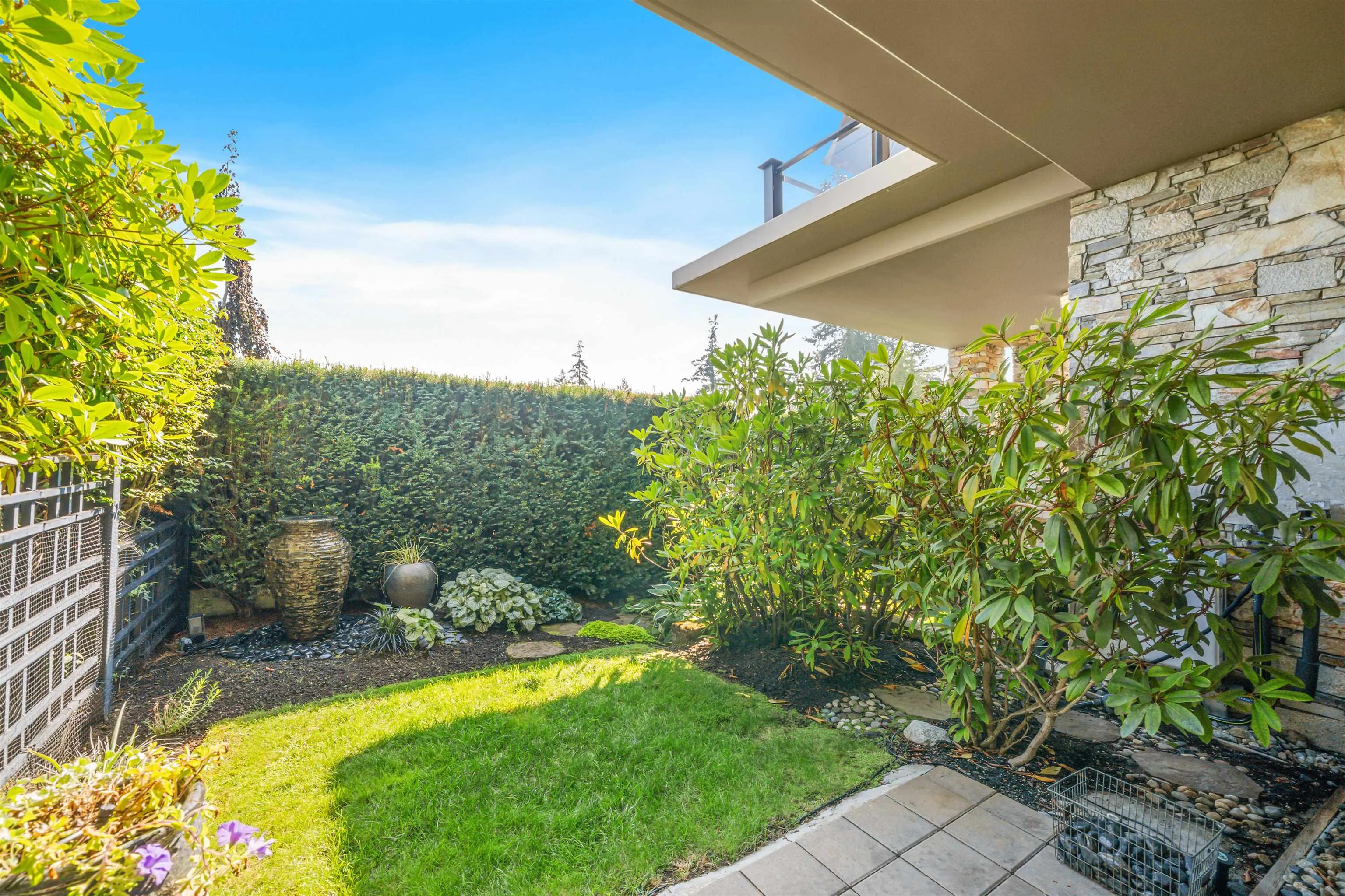 102 2285 Twin Creek Place