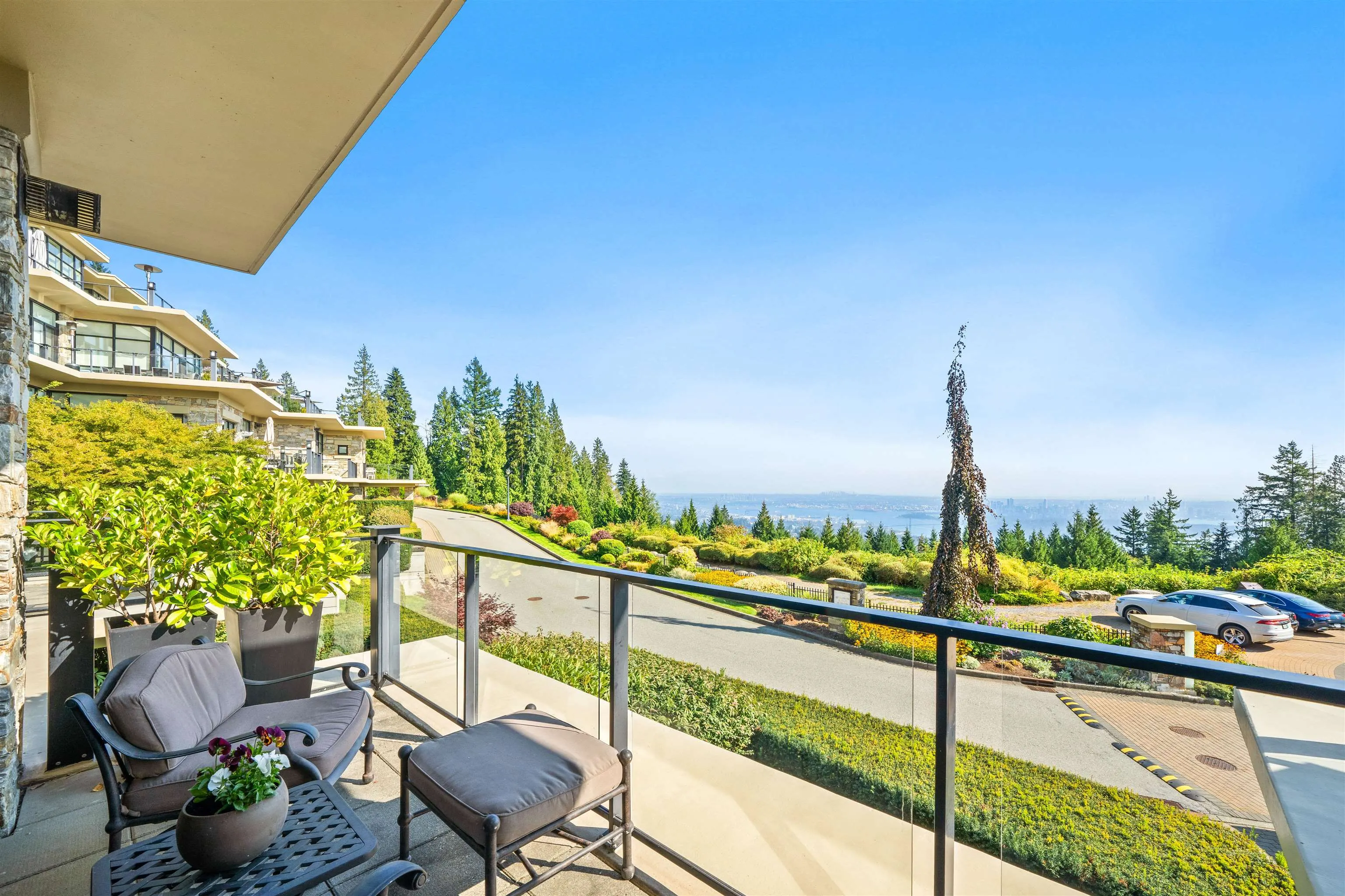 102 2285 Twin Creek Place