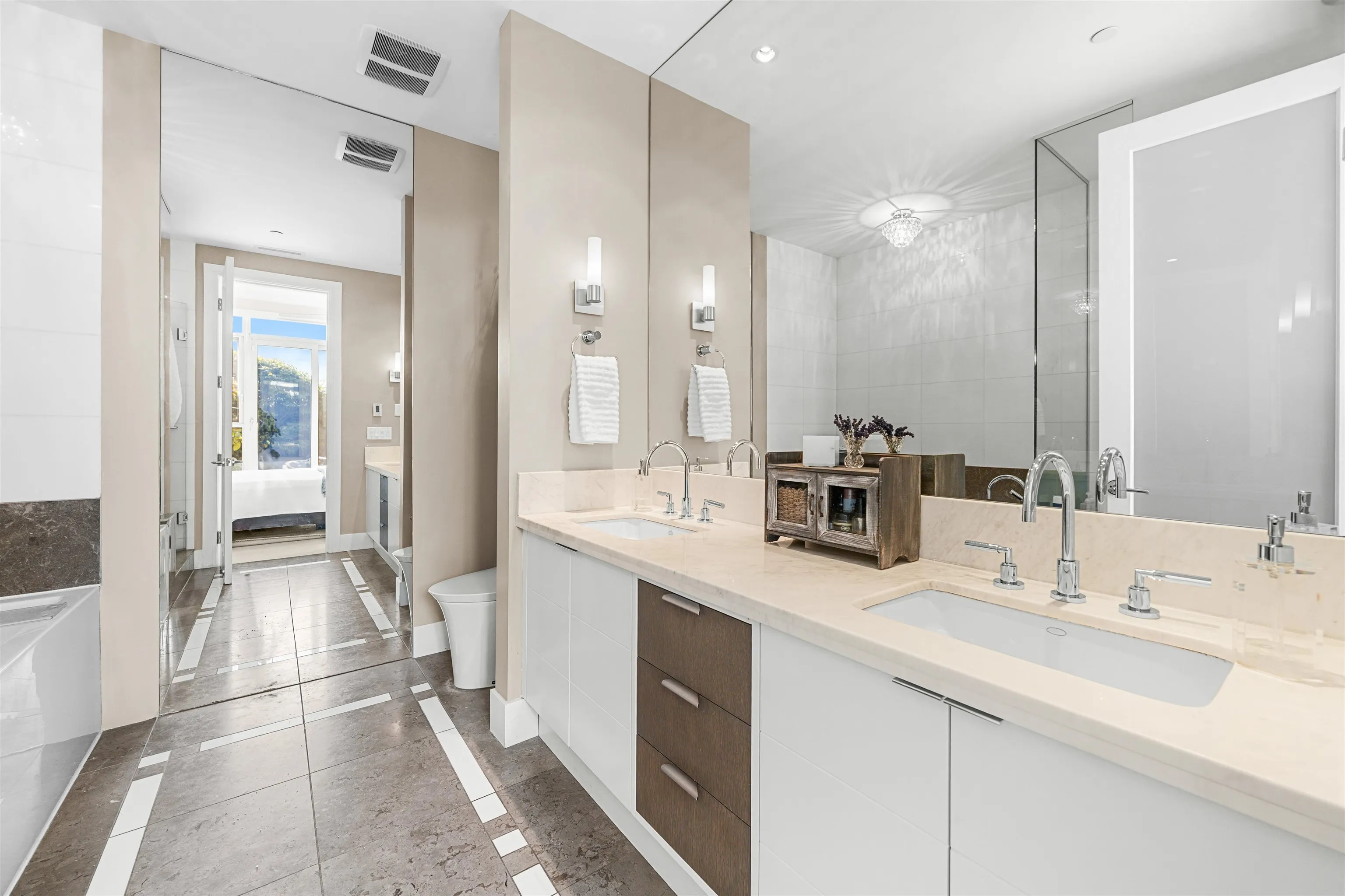 102 2285 Twin Creek Place