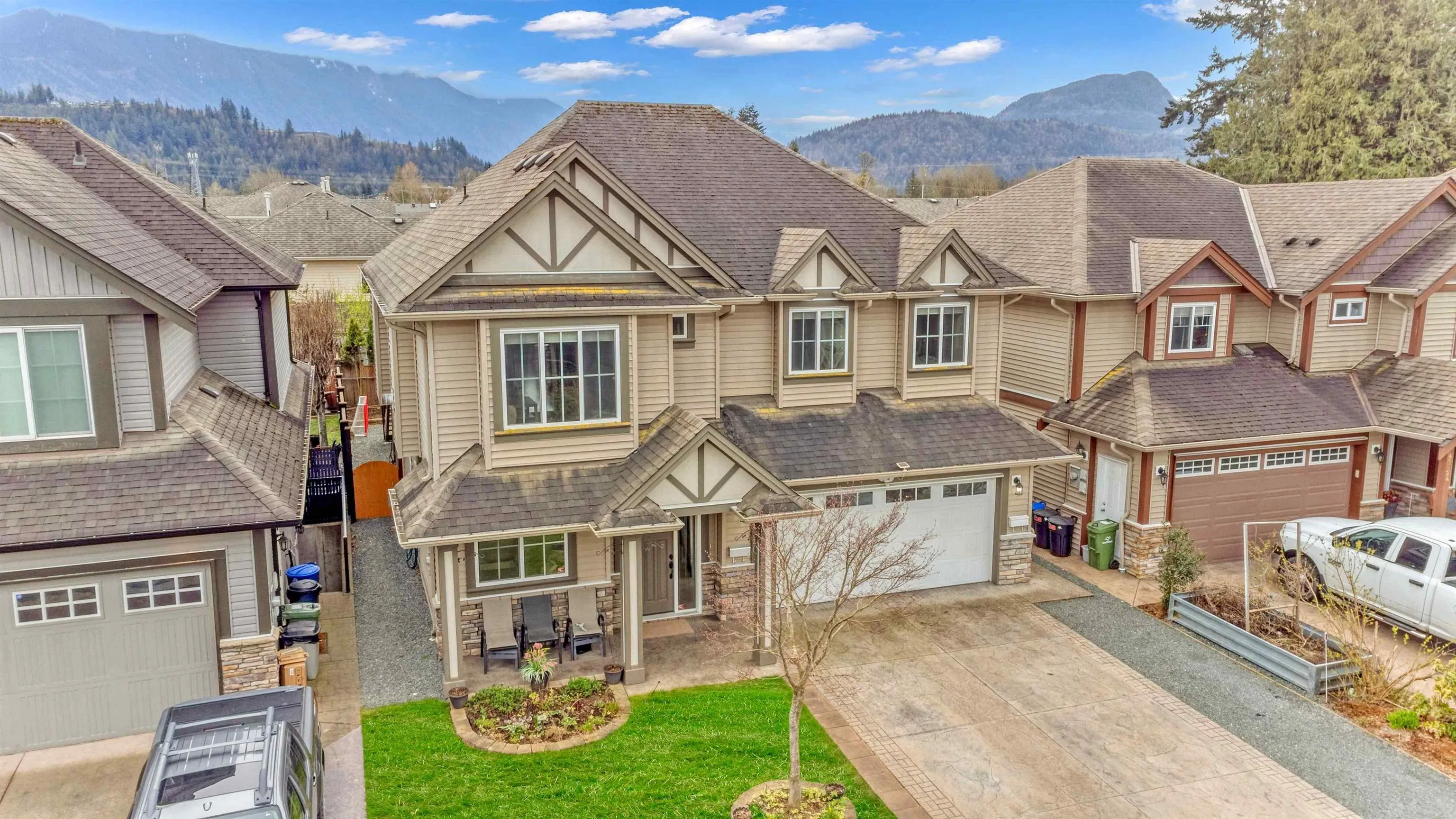 45720 Safflower Crescent