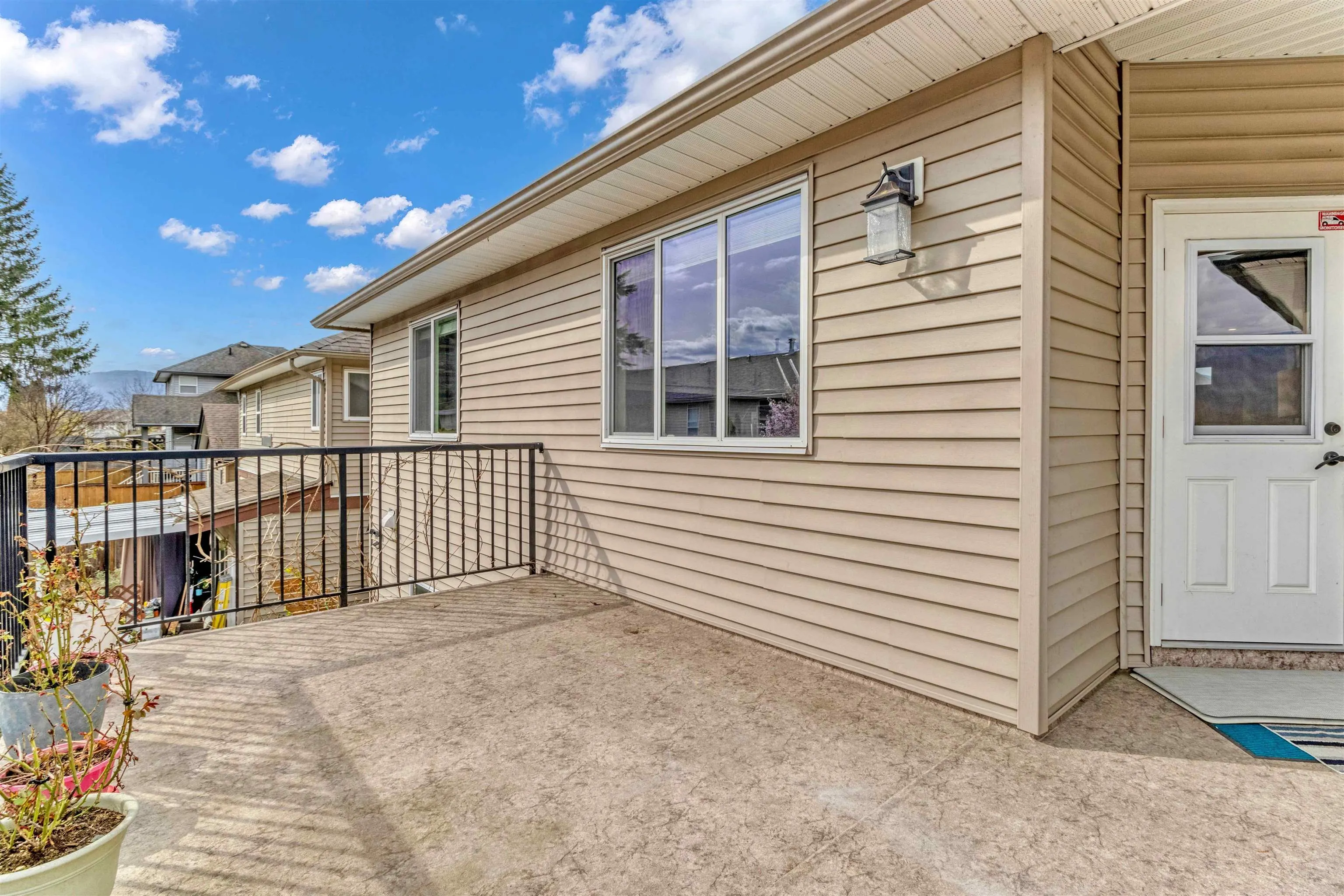 45720 Safflower Crescent