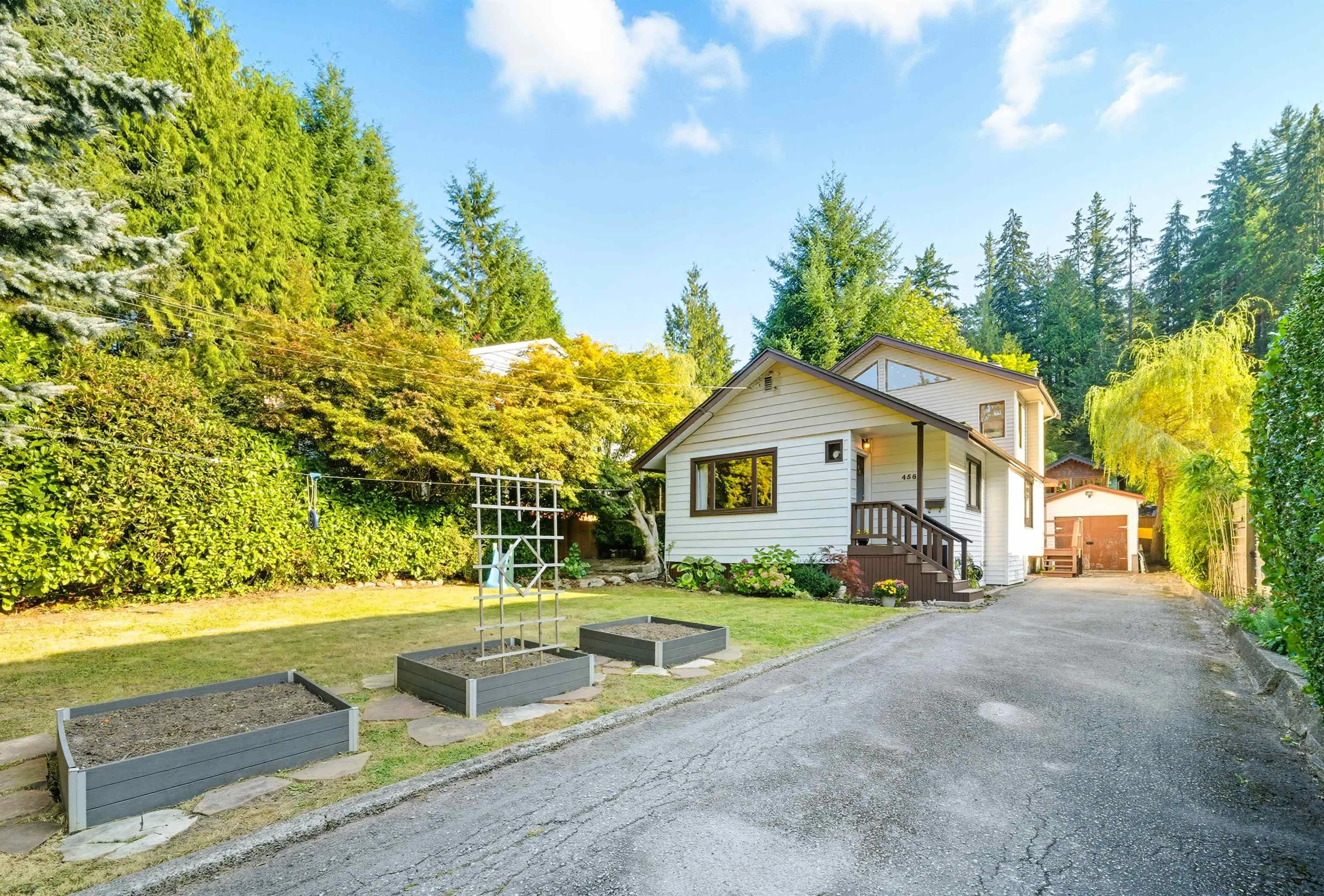 4565 Cove Cliff Road
