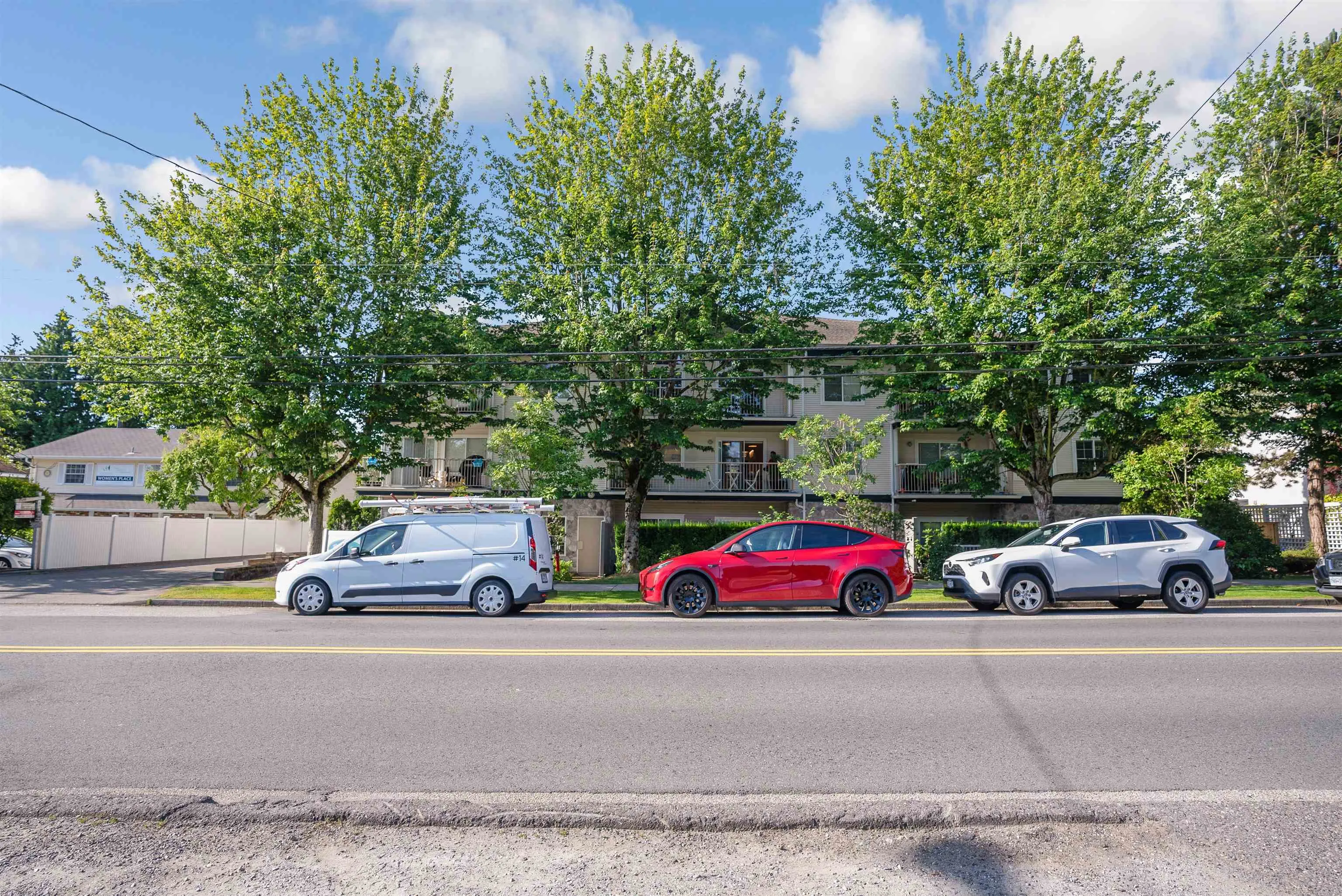 204 15298 20 Avenue