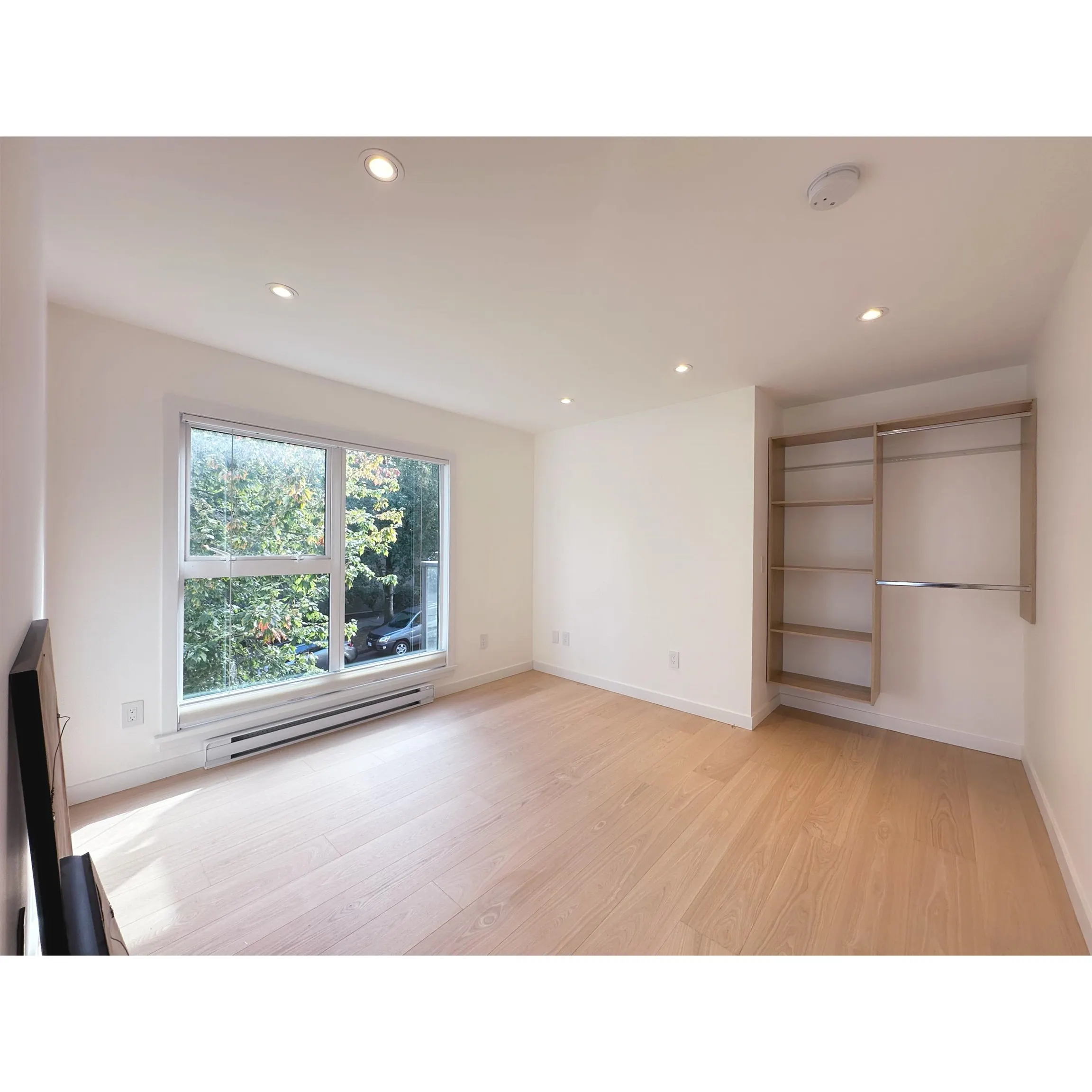 20X 1315 W 7th Avenue