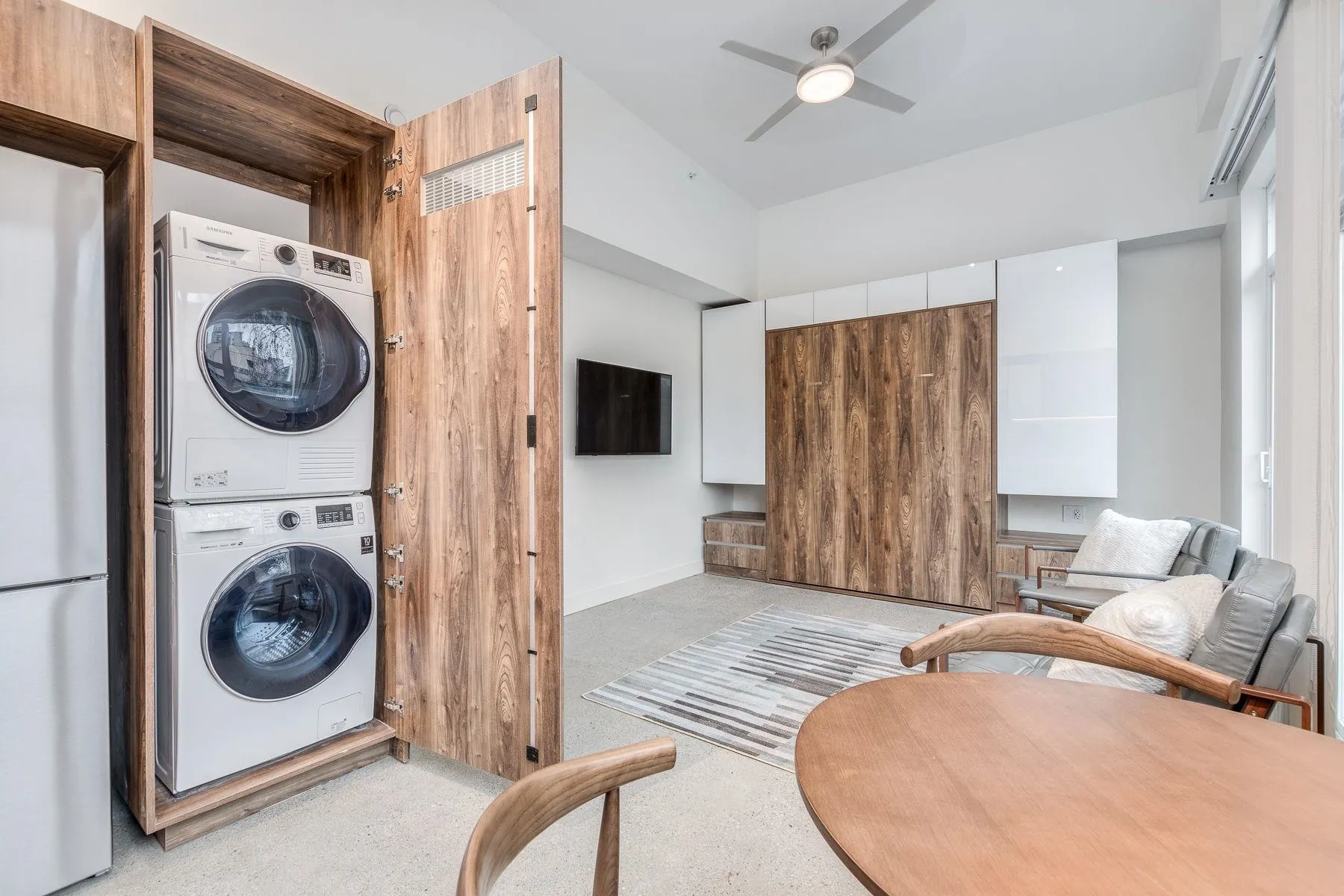 401 - PROMO 1170 Barclay Street