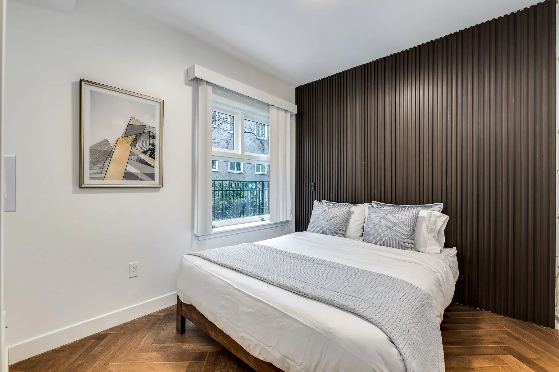 101 1170 Barclay Street