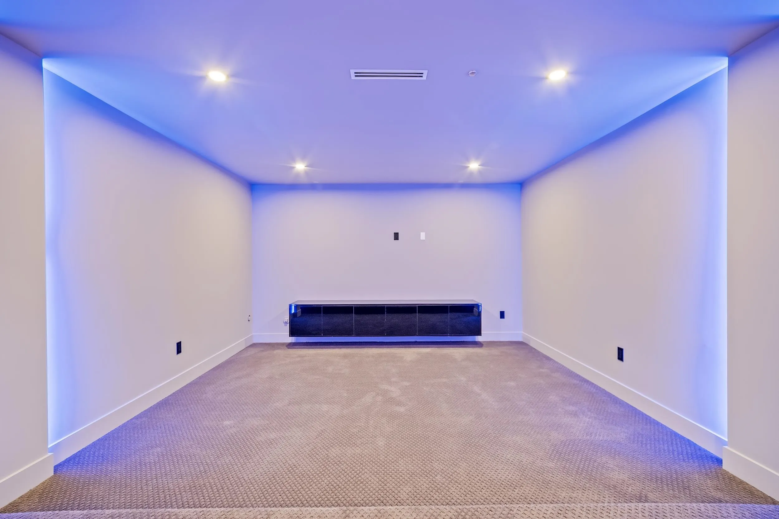 10027 173a Street