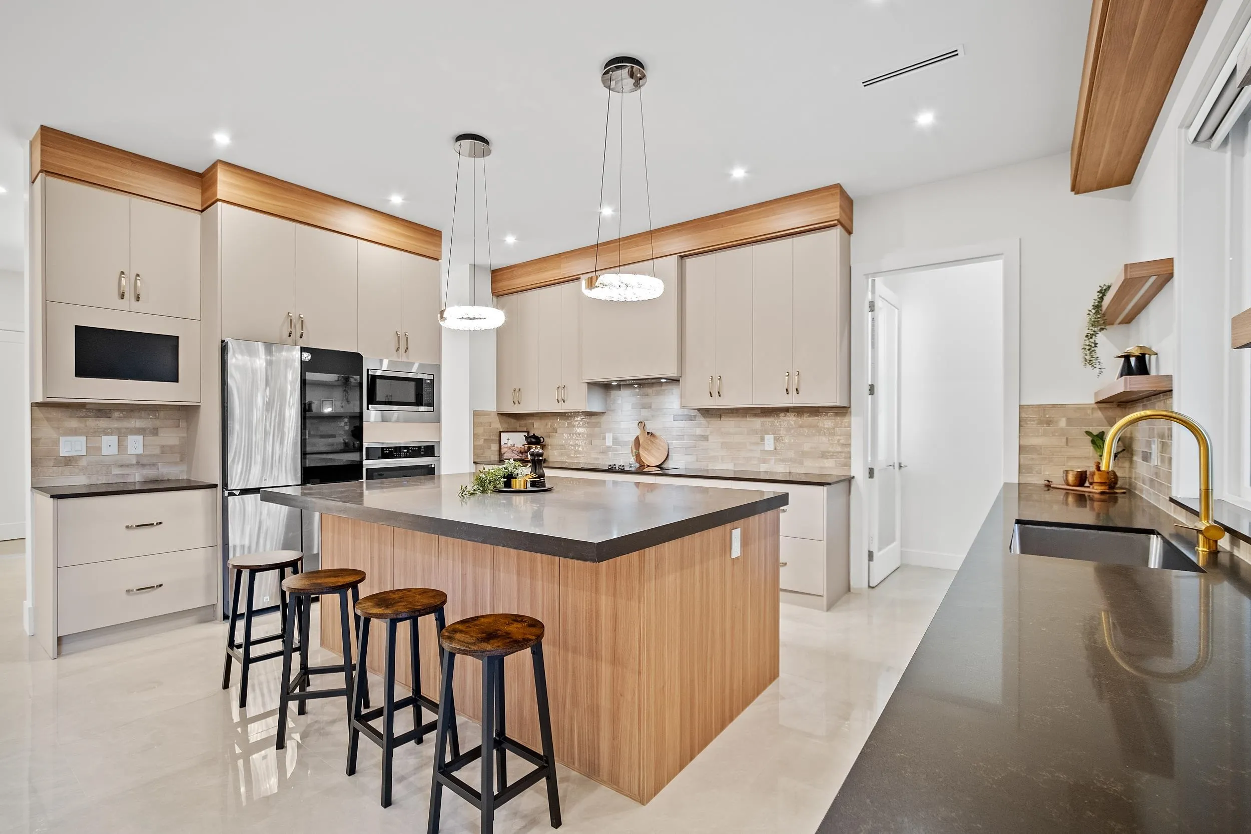10027 173a Street