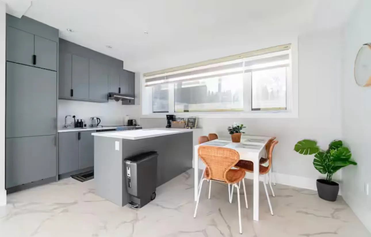 342 W 15th Street