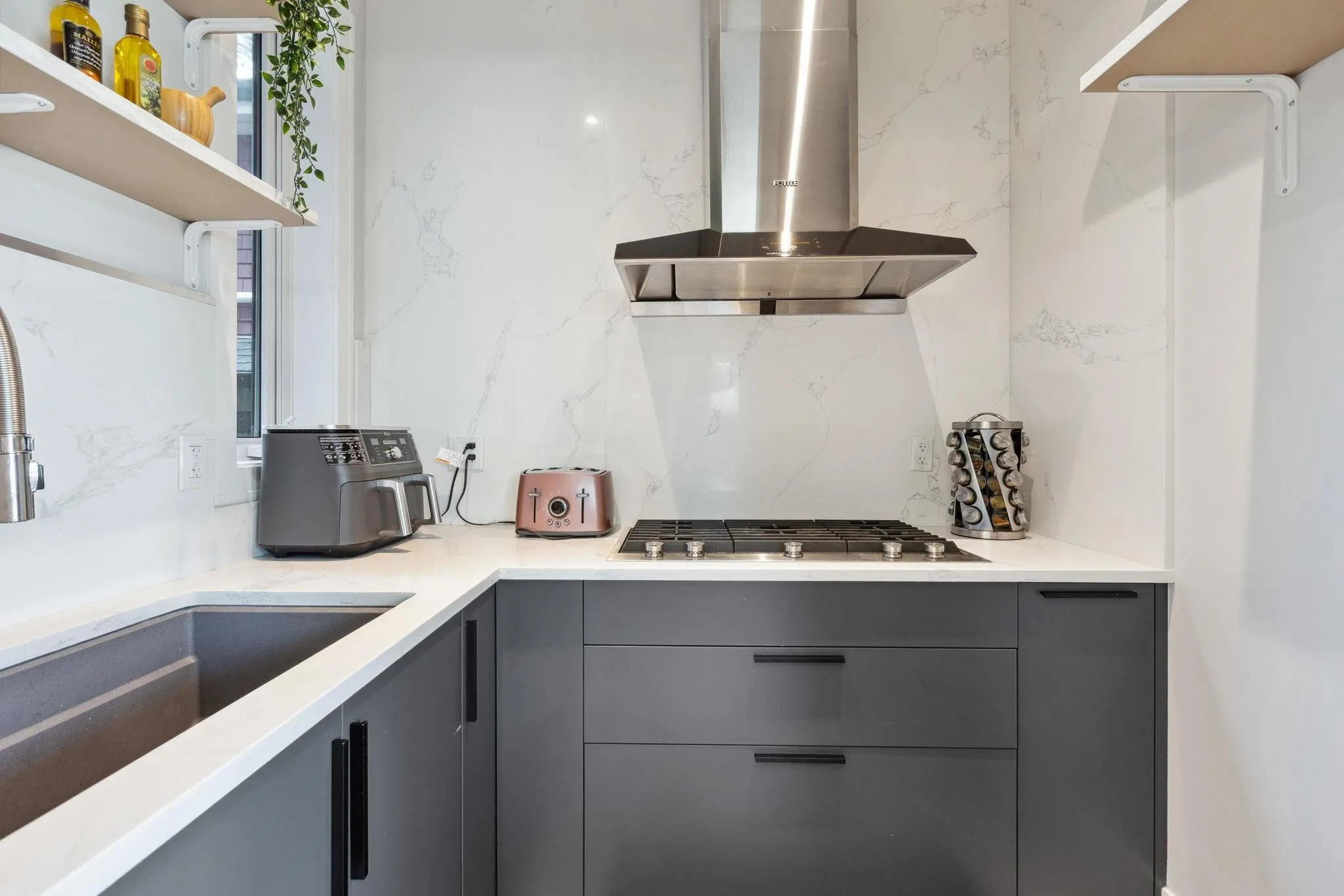 342 W 15th Street