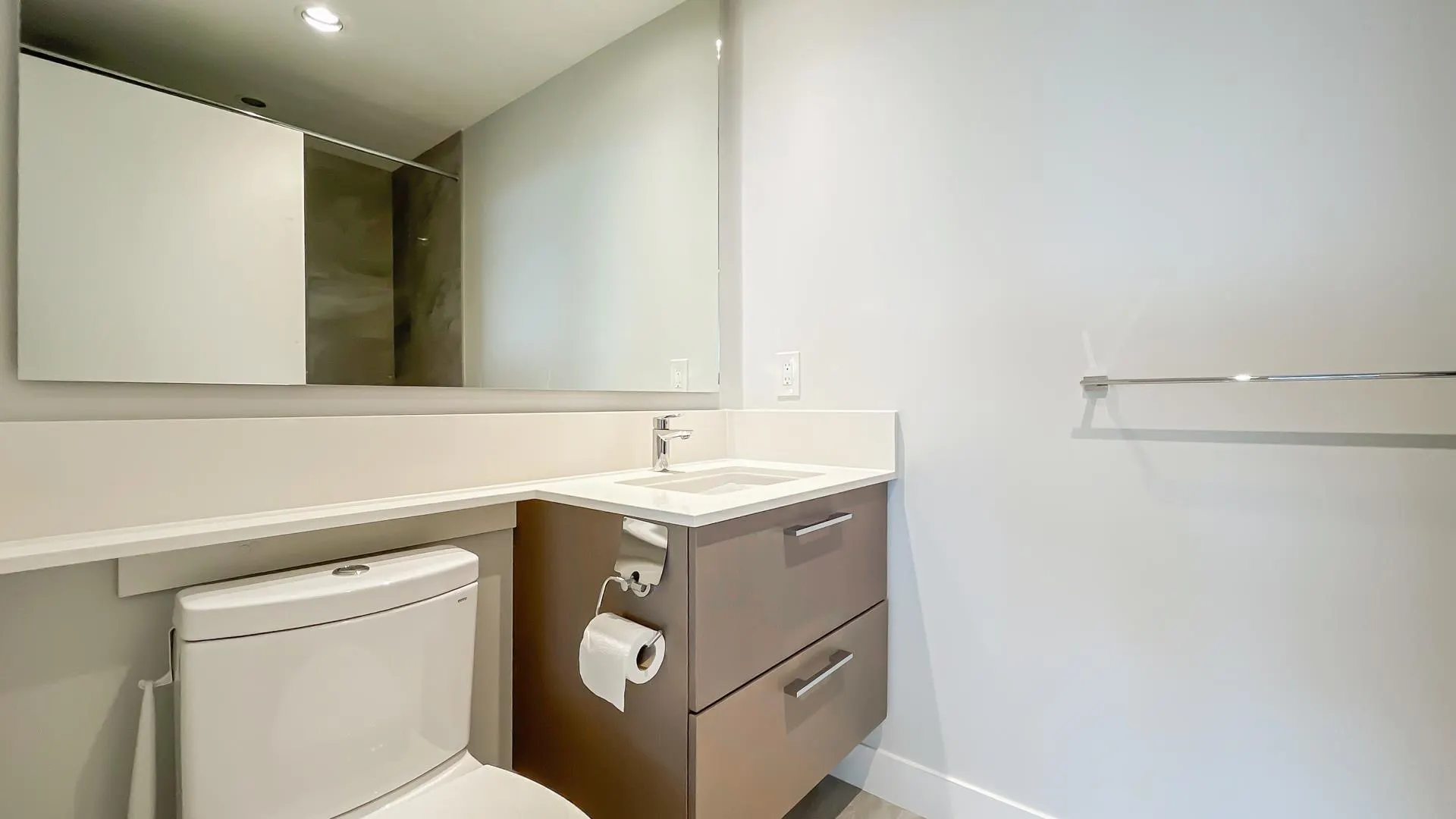 1304 5410 Shortcut Road