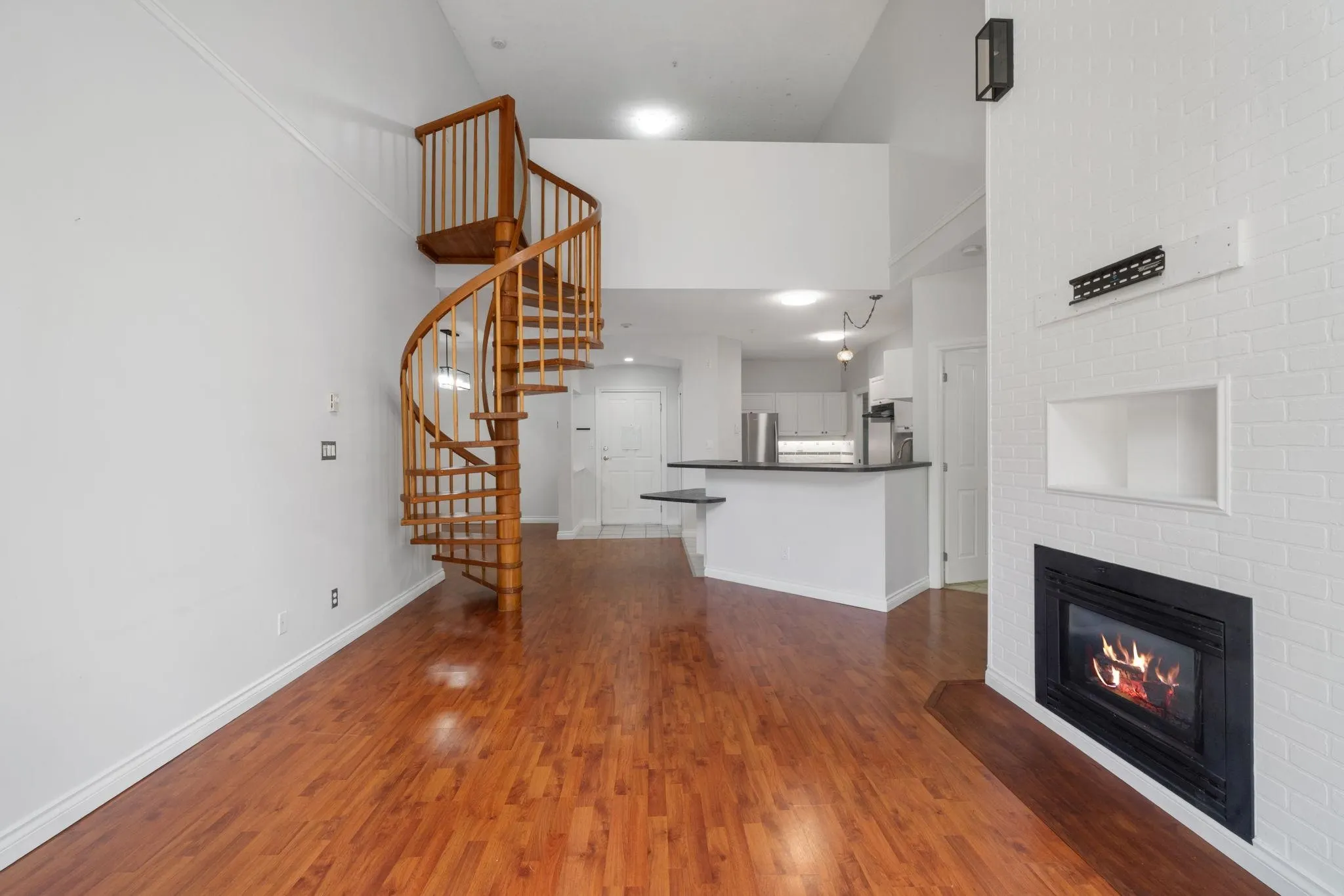 401 34101 Old Yale Road