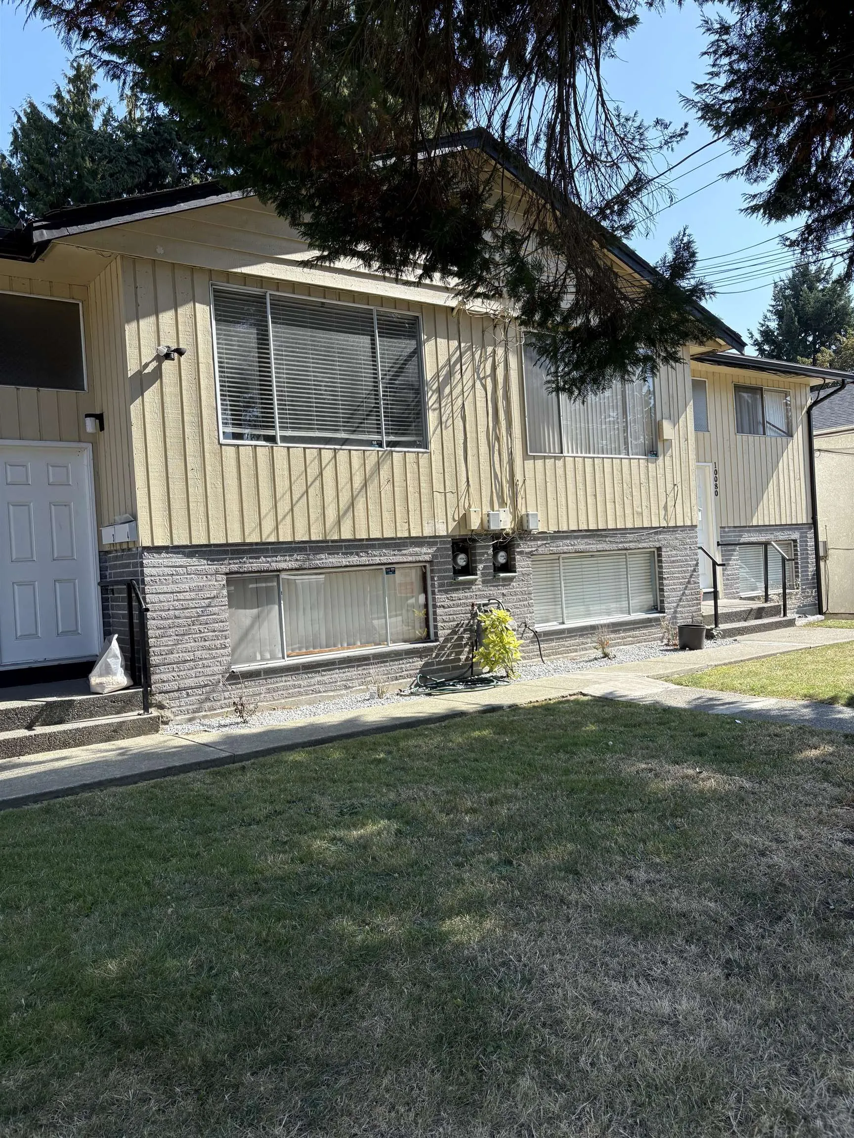 10080 128 Street