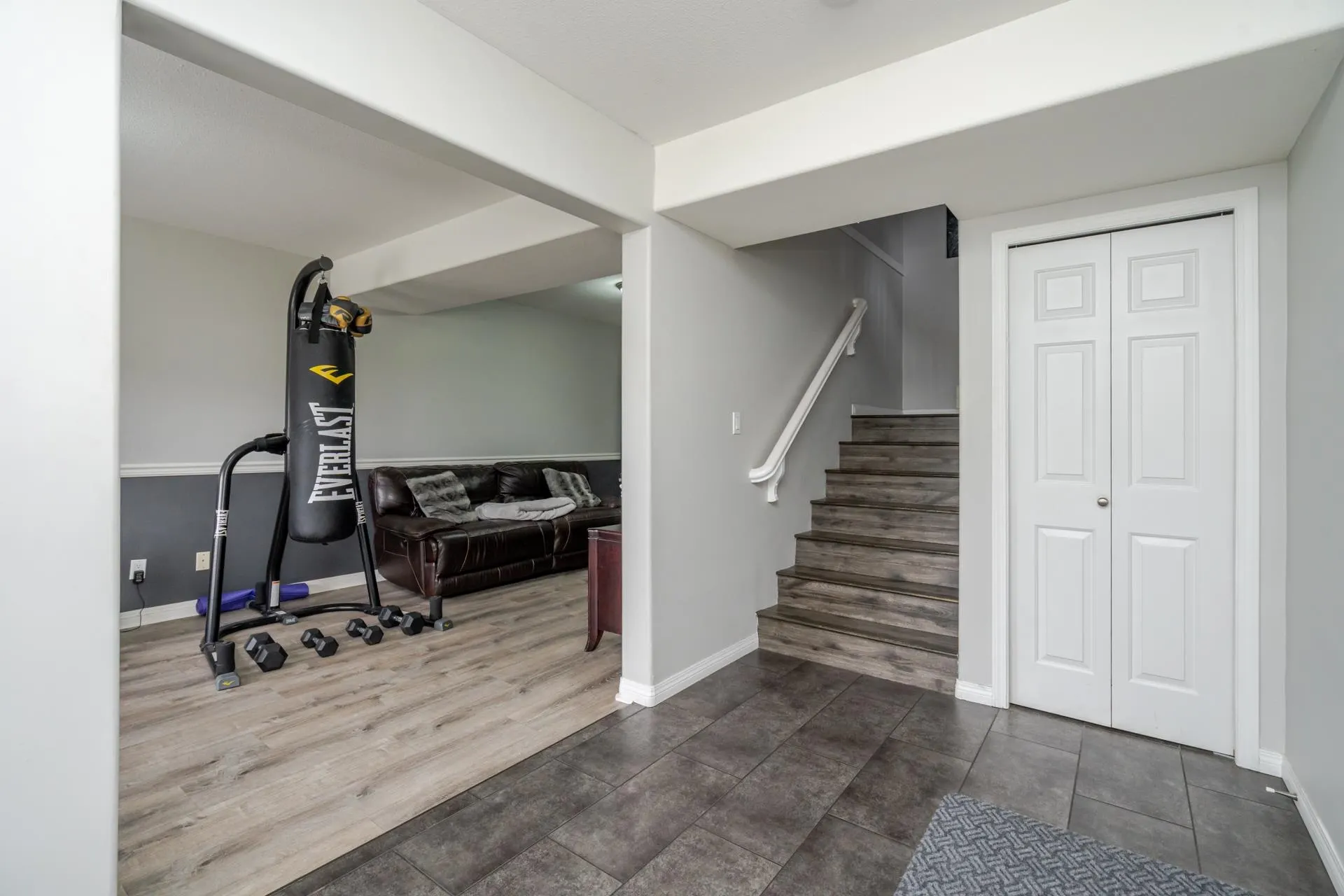 24 8590 Sunrise Drive