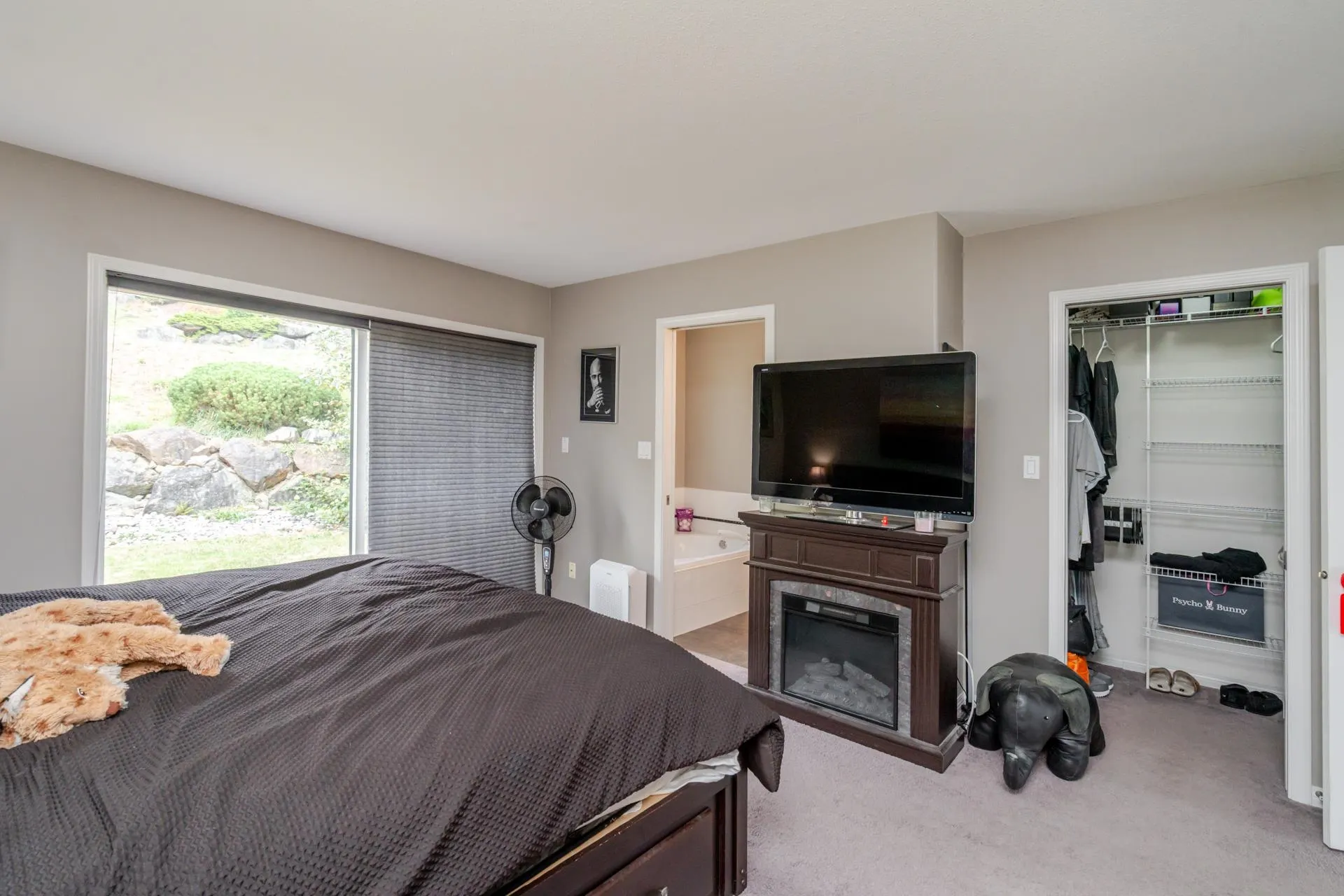 24 8590 Sunrise Drive