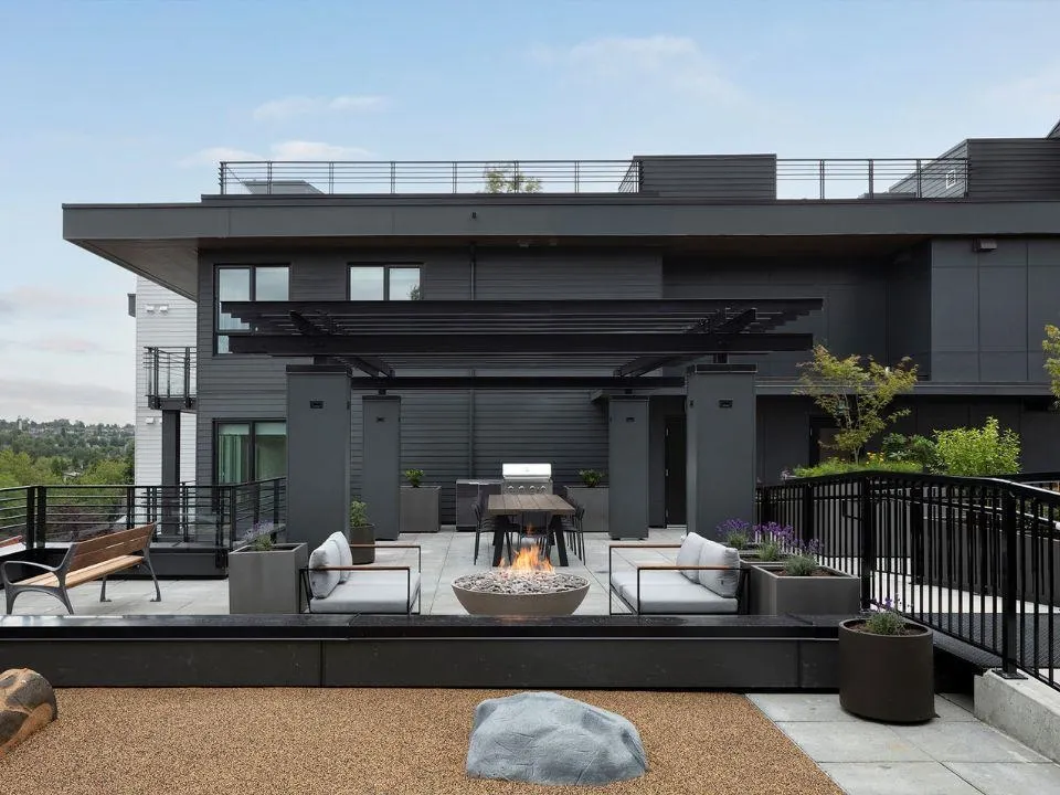 204 2450 Garden Drive