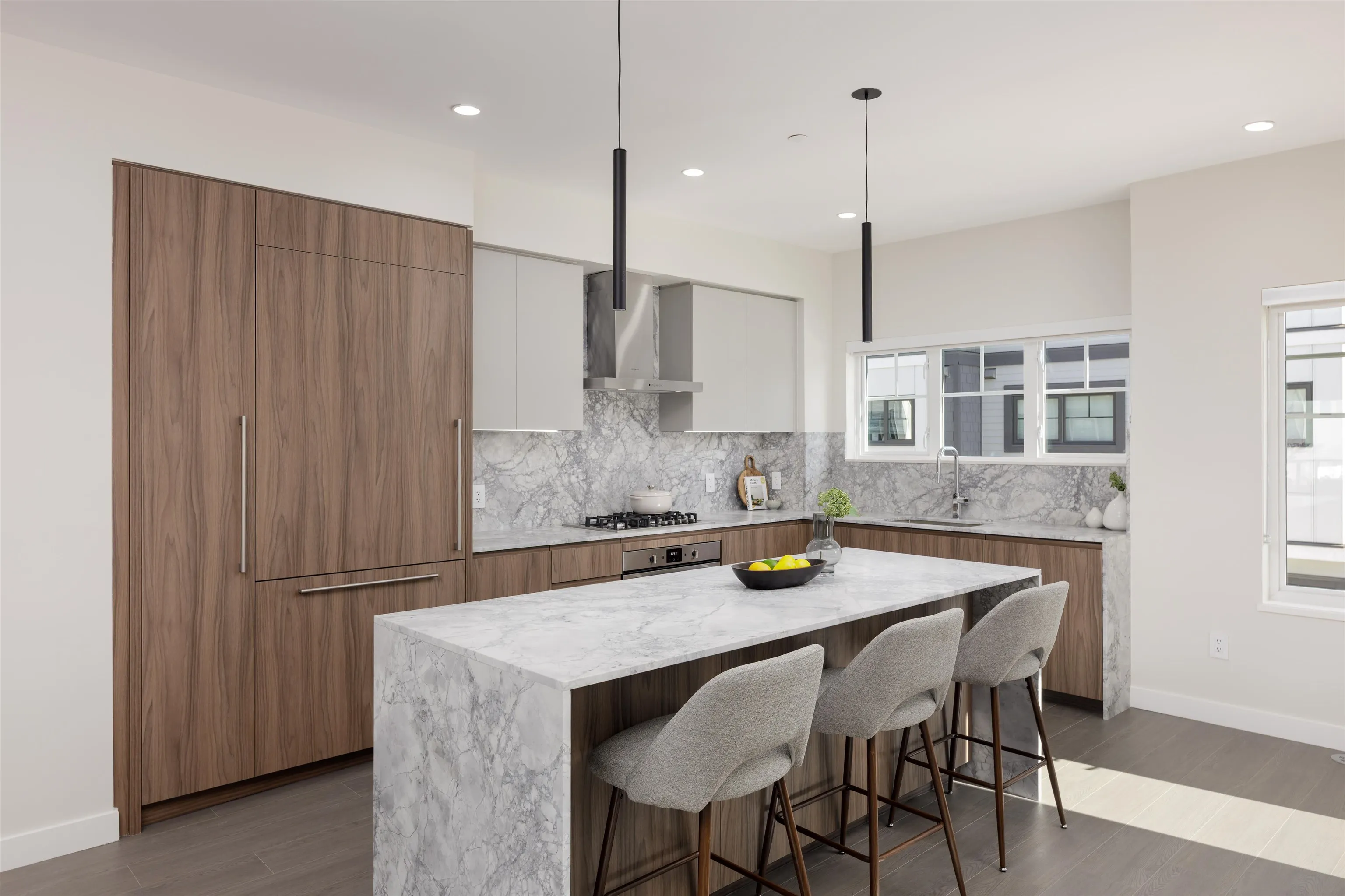 107 19451 Sutton Avenue