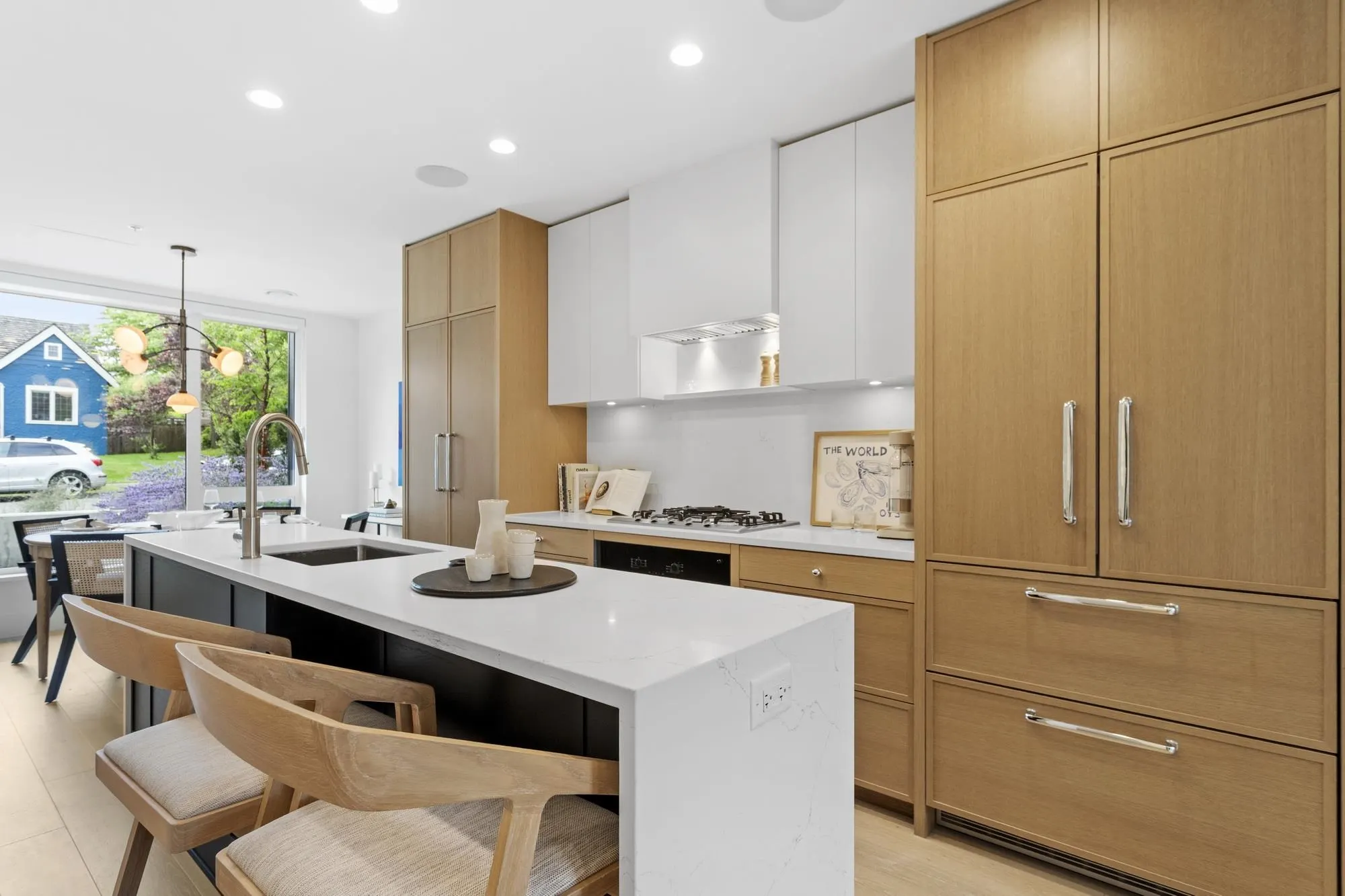 555 W 26th Avenue