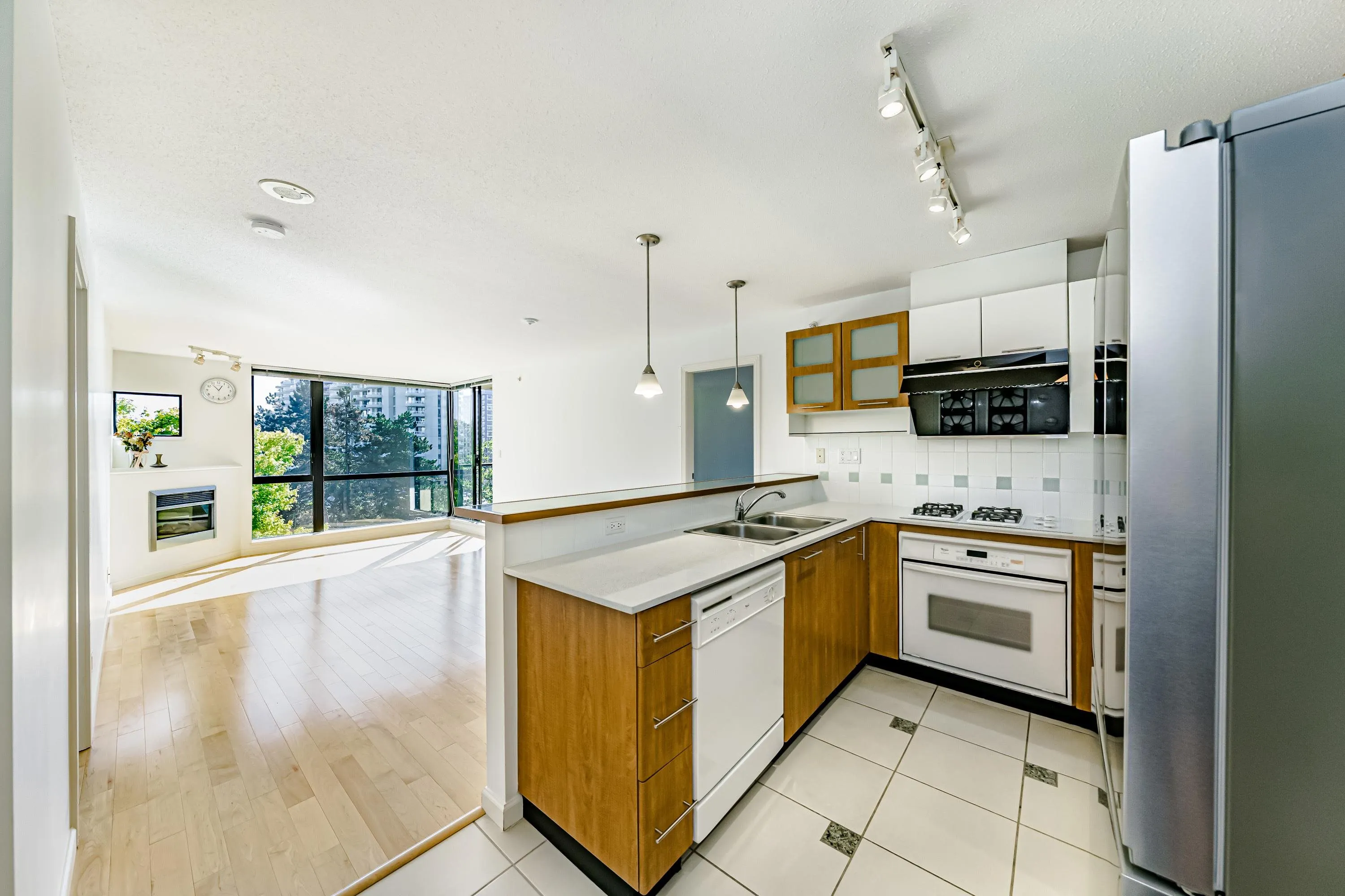 721 7831 Westminster Highway
