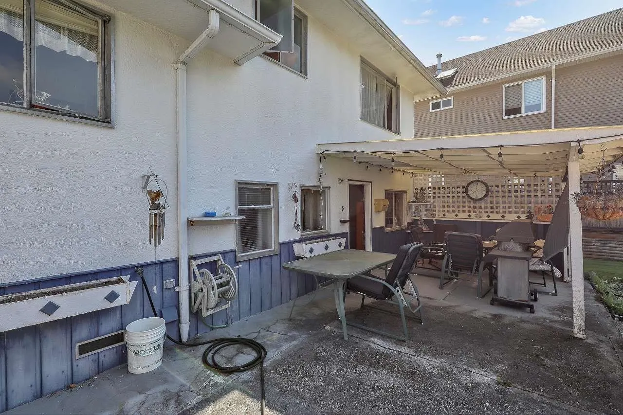 7291 Gilbert Road