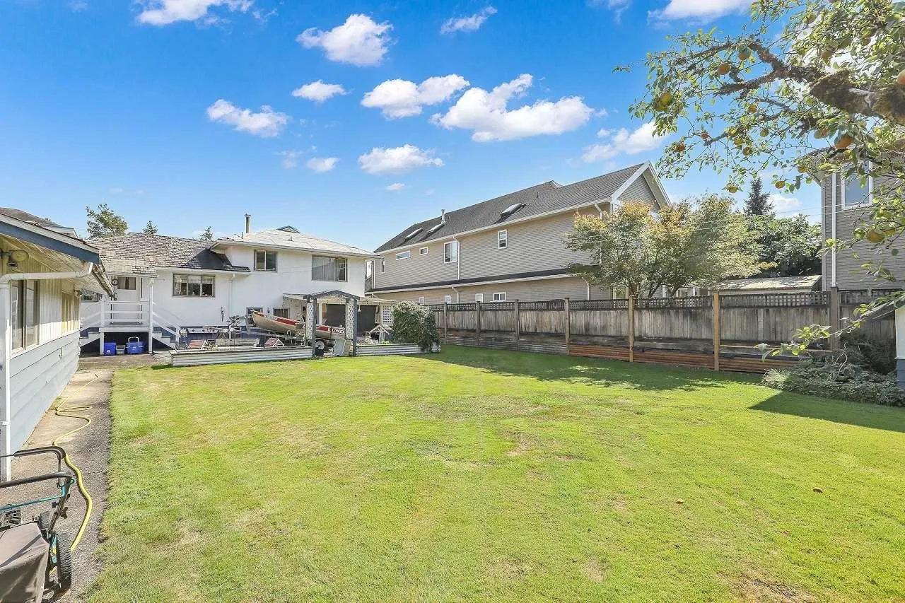 7291 Gilbert Road