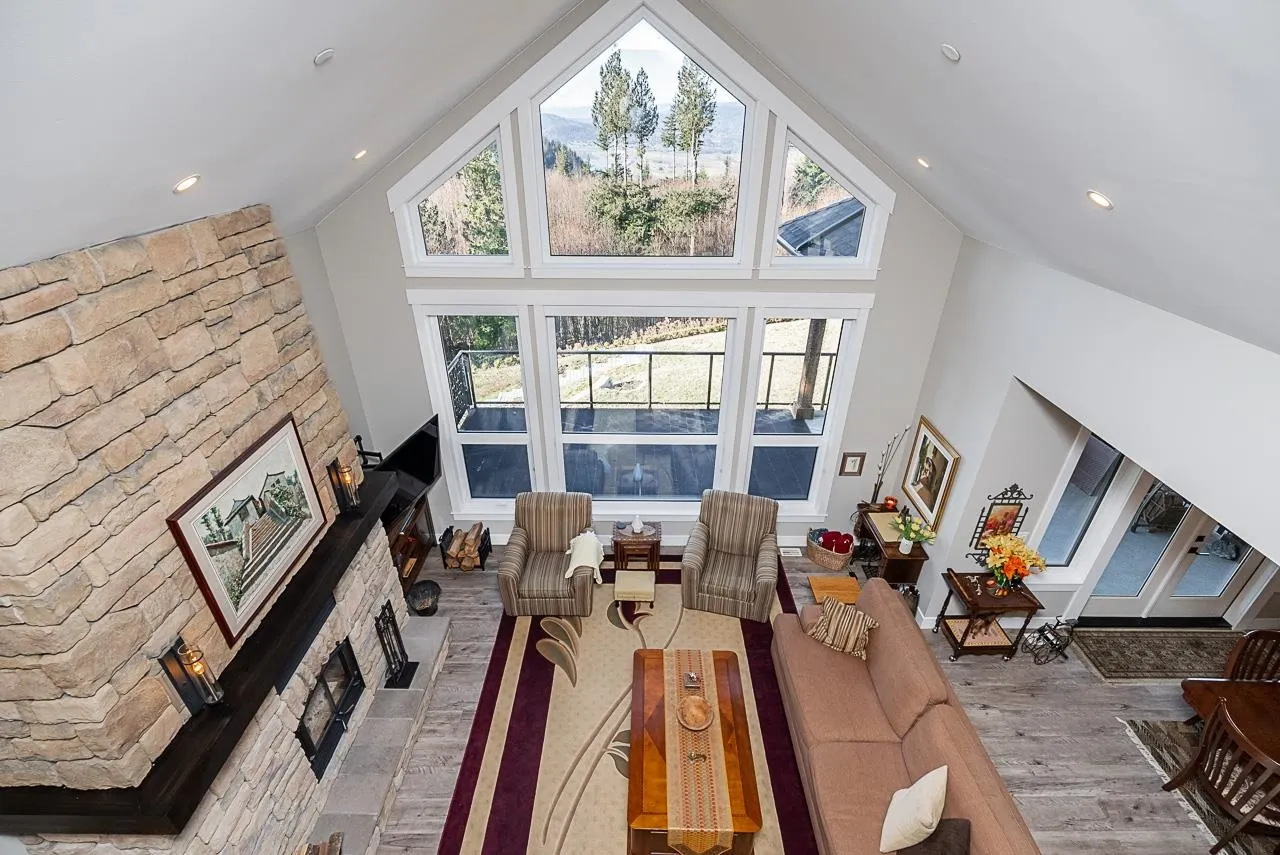 12 37885 Bakstad Road