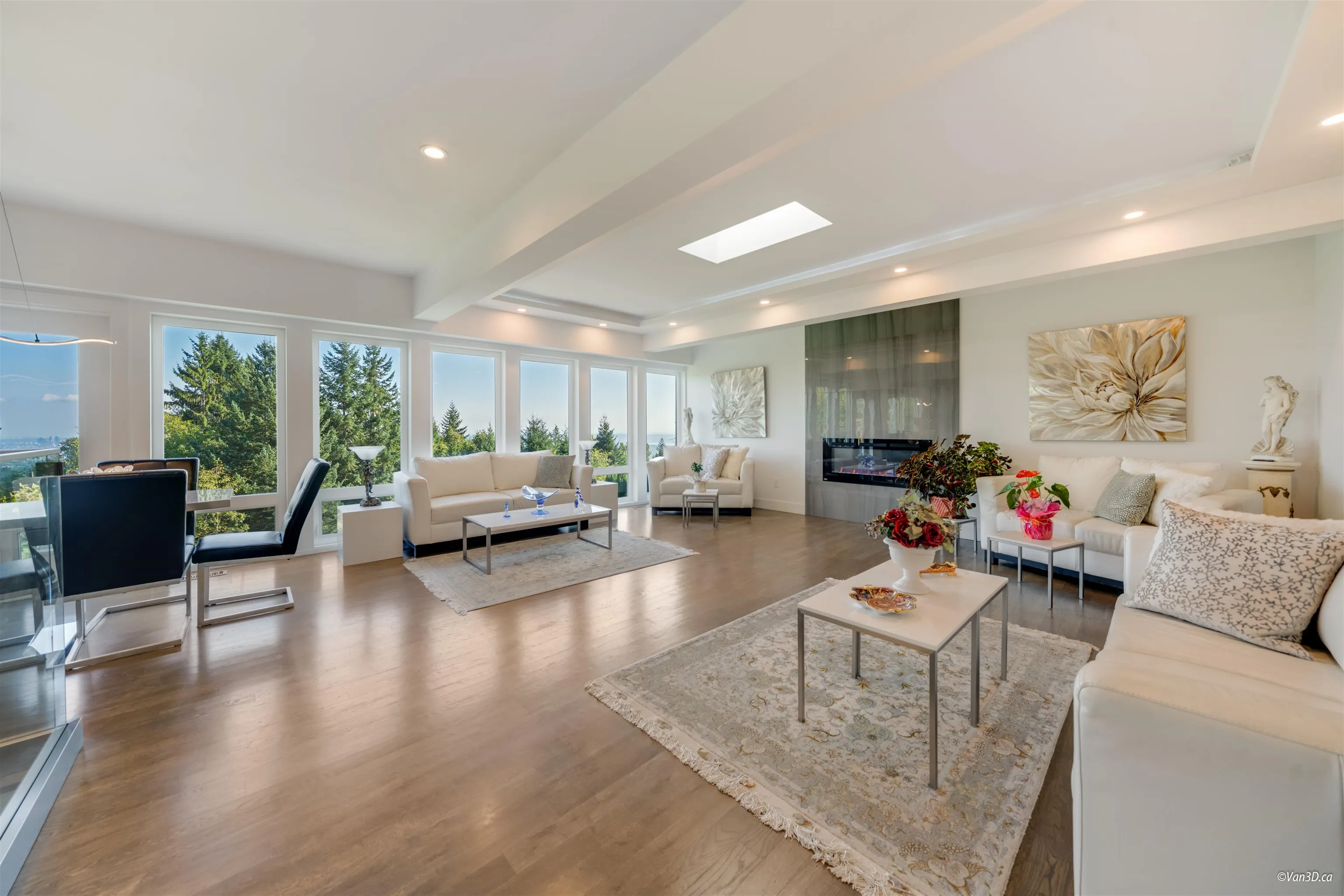 1135 Groveland Court