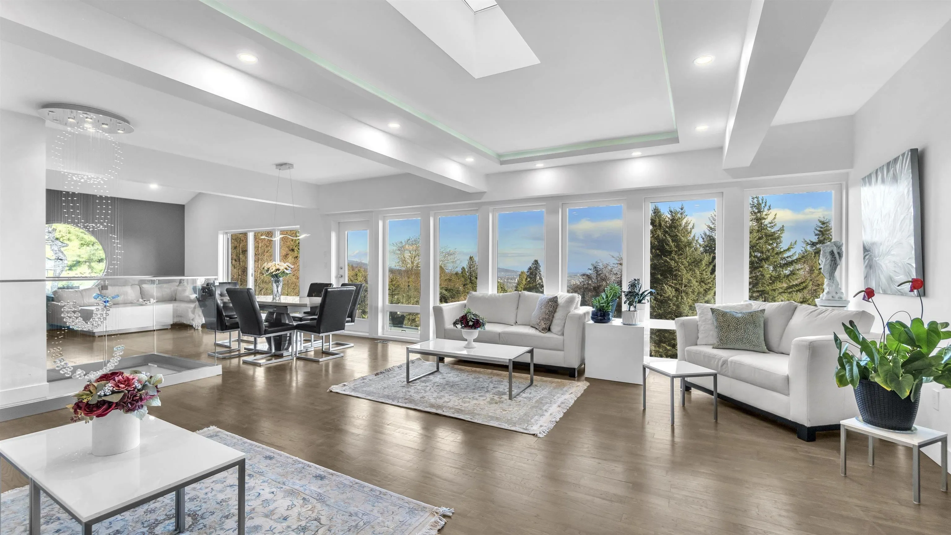 1135 Groveland Court