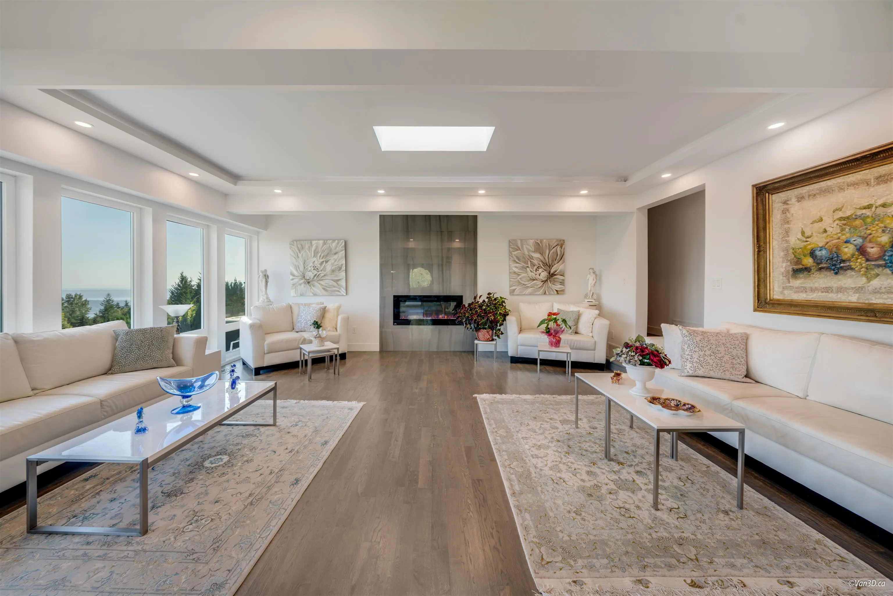 1135 Groveland Court
